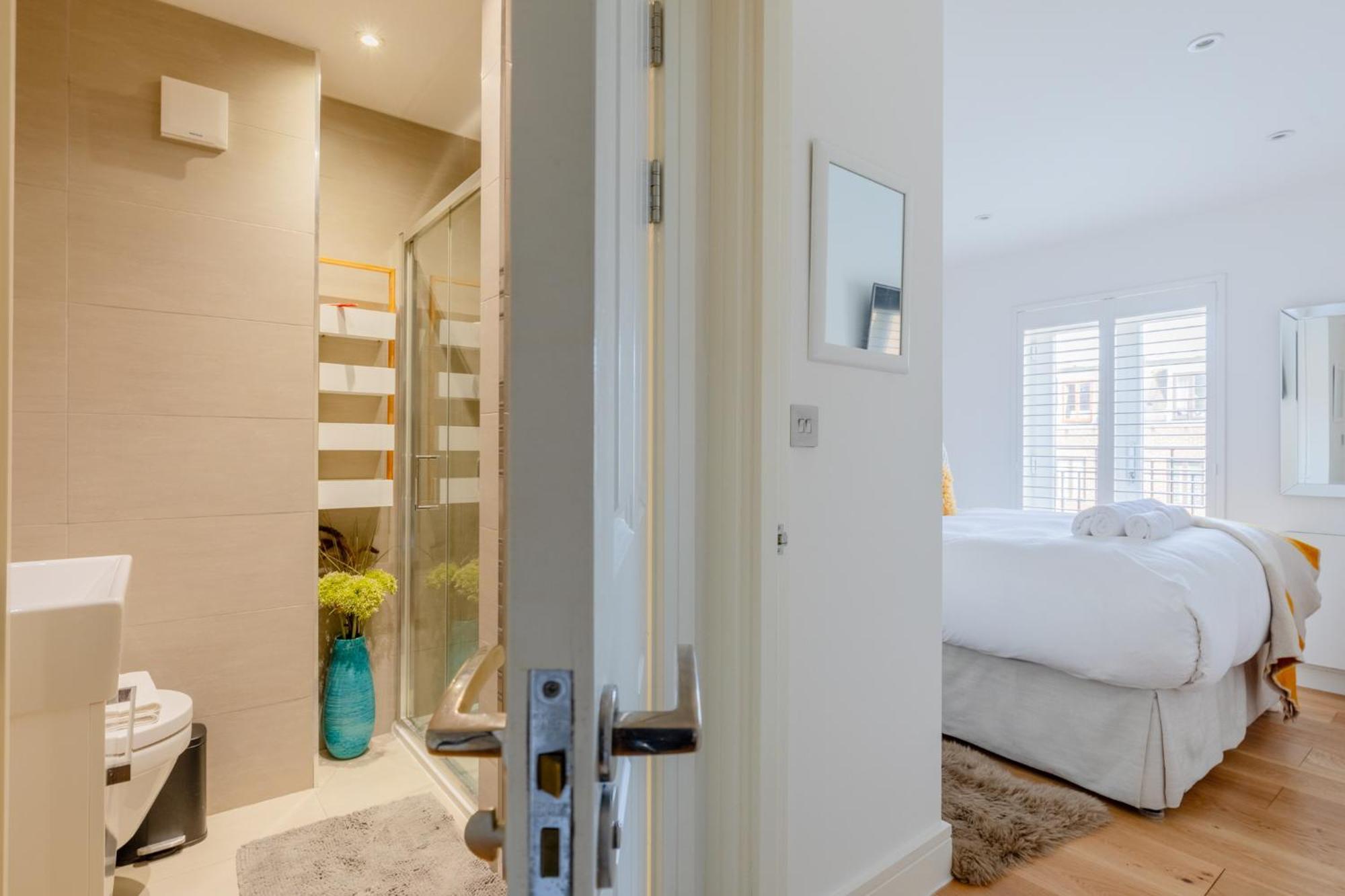 Stylishly Designed 1bd Flat By Regents Park *