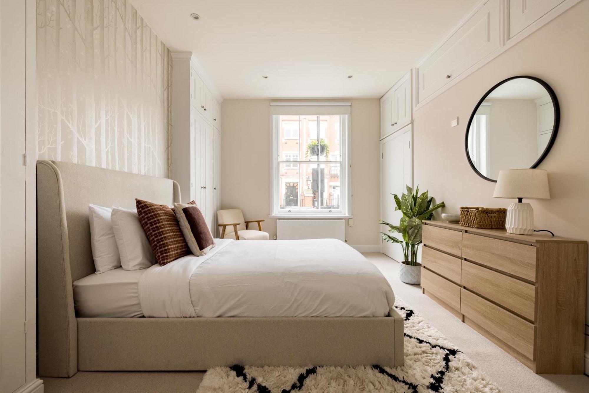The Chelsea Nest - Stylish 2bdr With Balcony