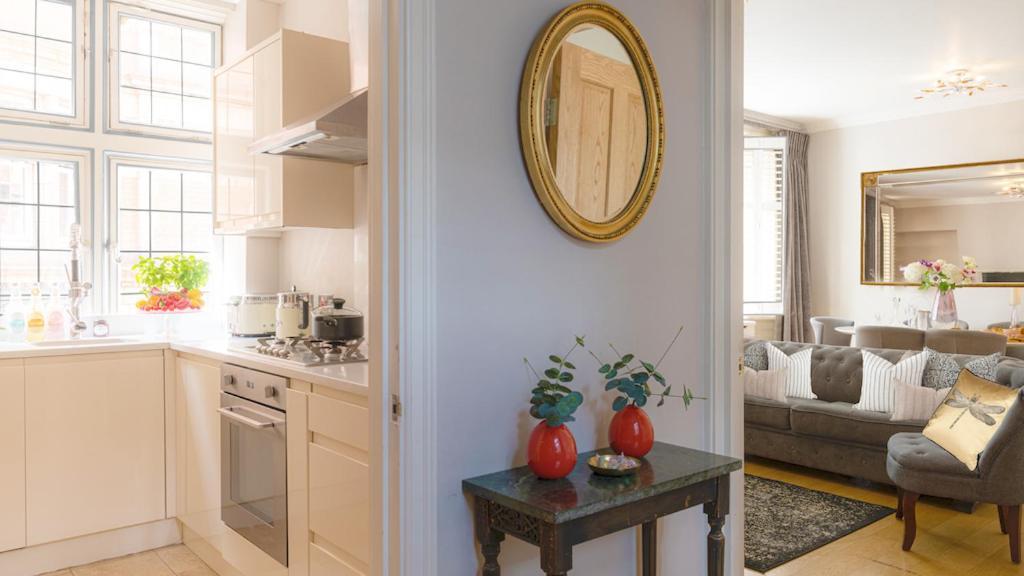 Apartment Refurbished Nov 2024 Discover The Exclusive Charm Of A Covent Garden Luxury Nomads