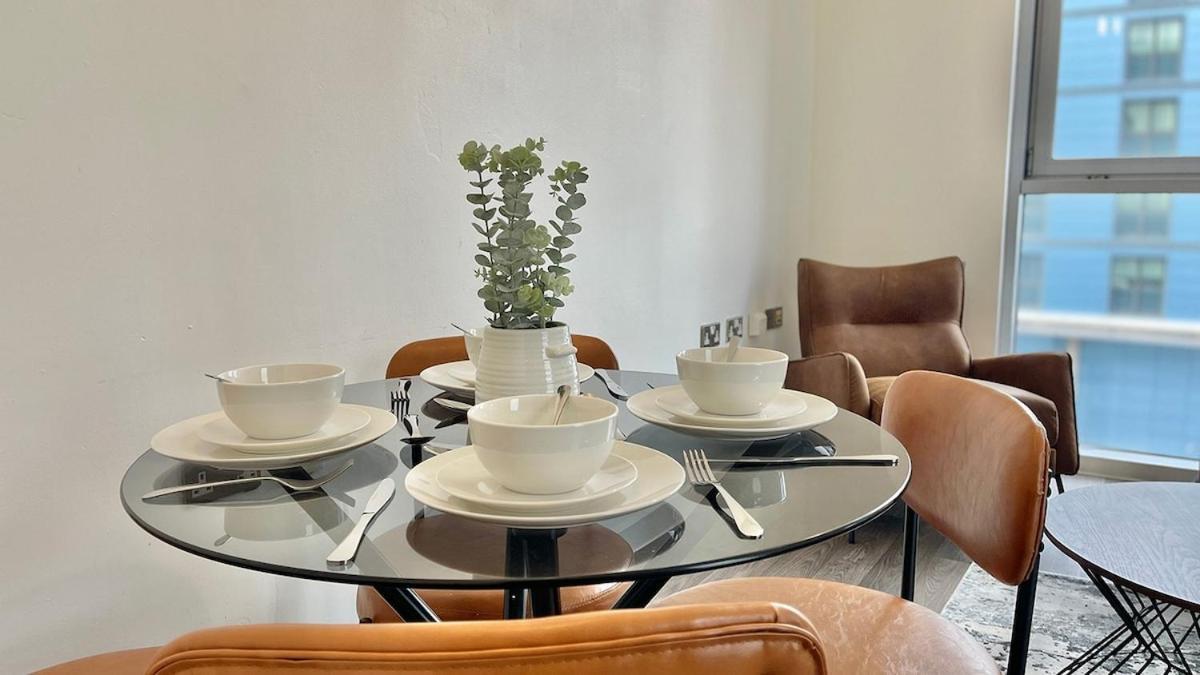 Near Westfield Stratford & Abba Arena! Apartment