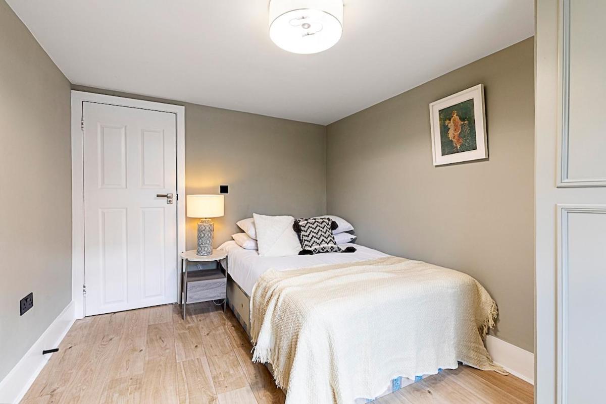 Fulham Oasis Apartment