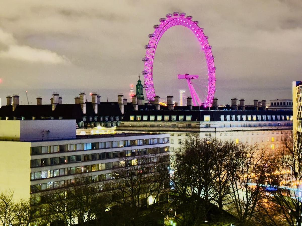 Apartment Prime Location By Eye - Direct View - Entire Flat For 3 Adults & 1 Child *