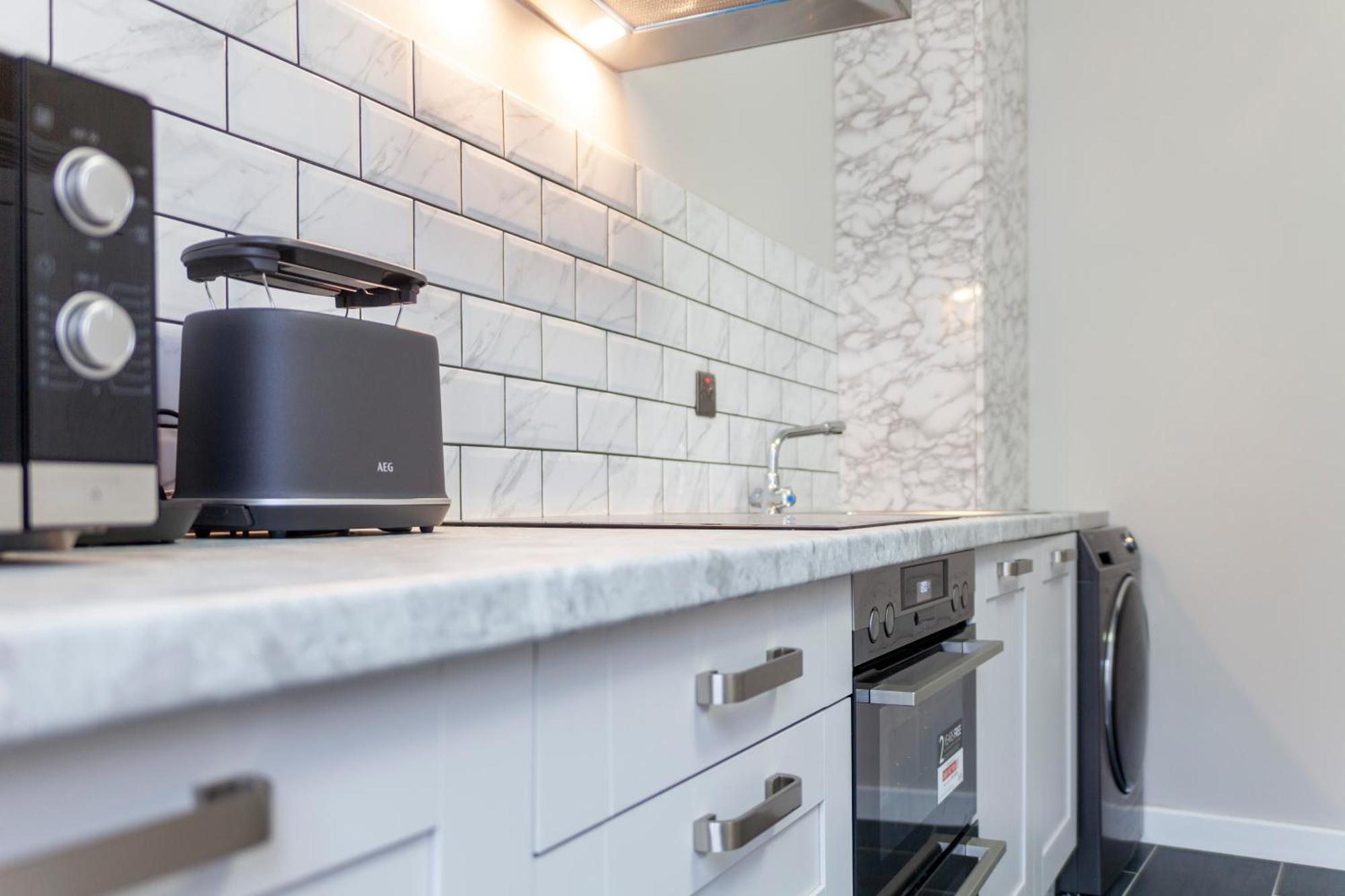 Apartment Vibrant 2 Bedroom Flat In Victorian House, Earl's Court
