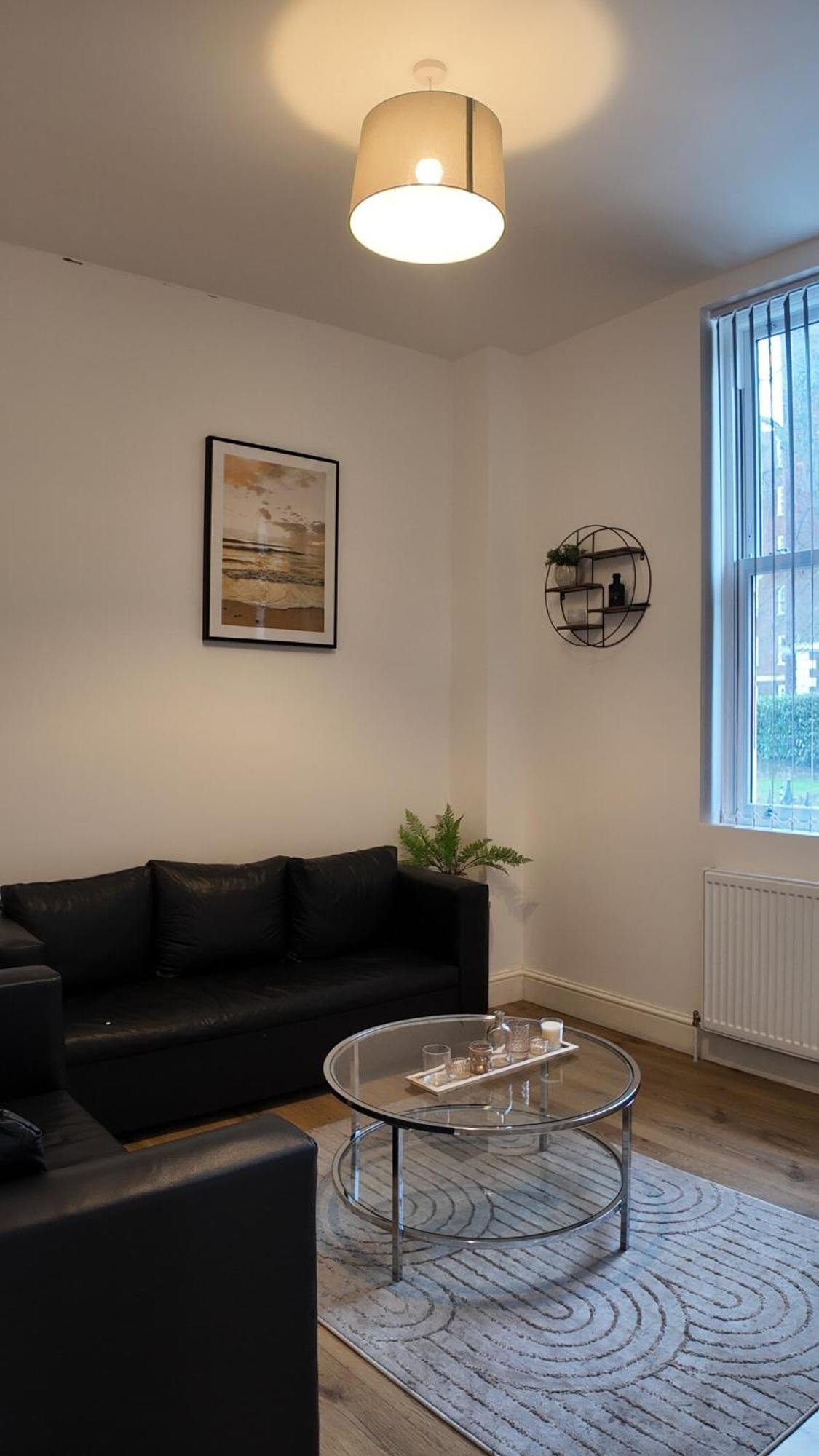 Luxury Sleep 8 In Camden Wr203 Apartment
