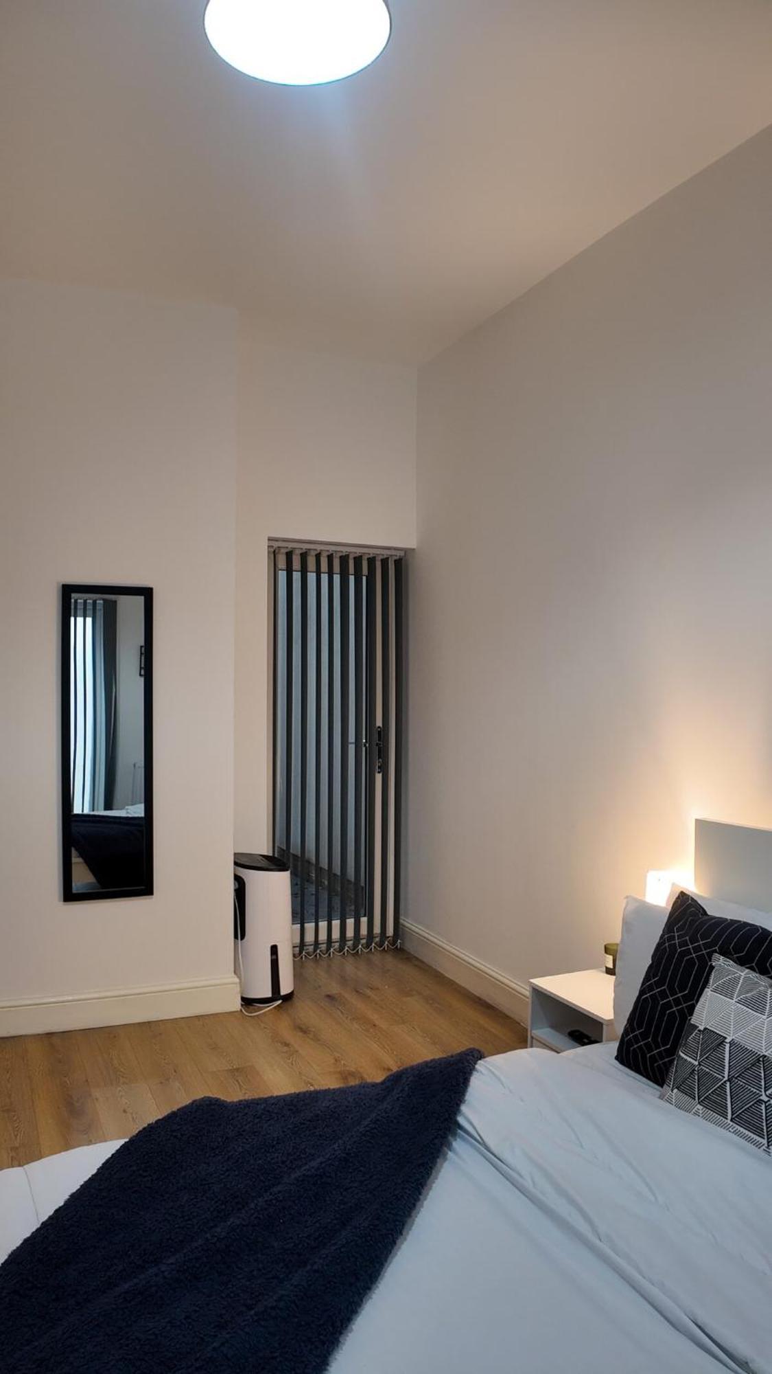 Luxury Sleep 8 In Camden Wr203 Apartment