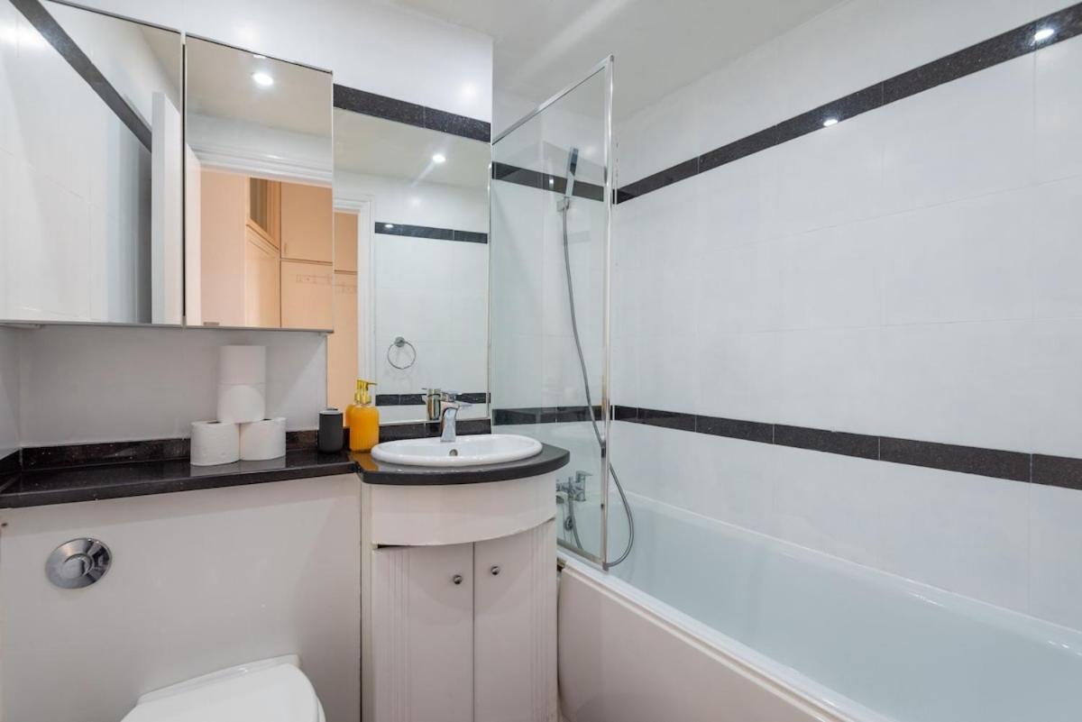 Comfy Flat Near Portobello Road