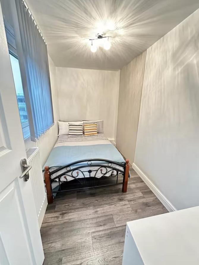 Splendid Flat In *