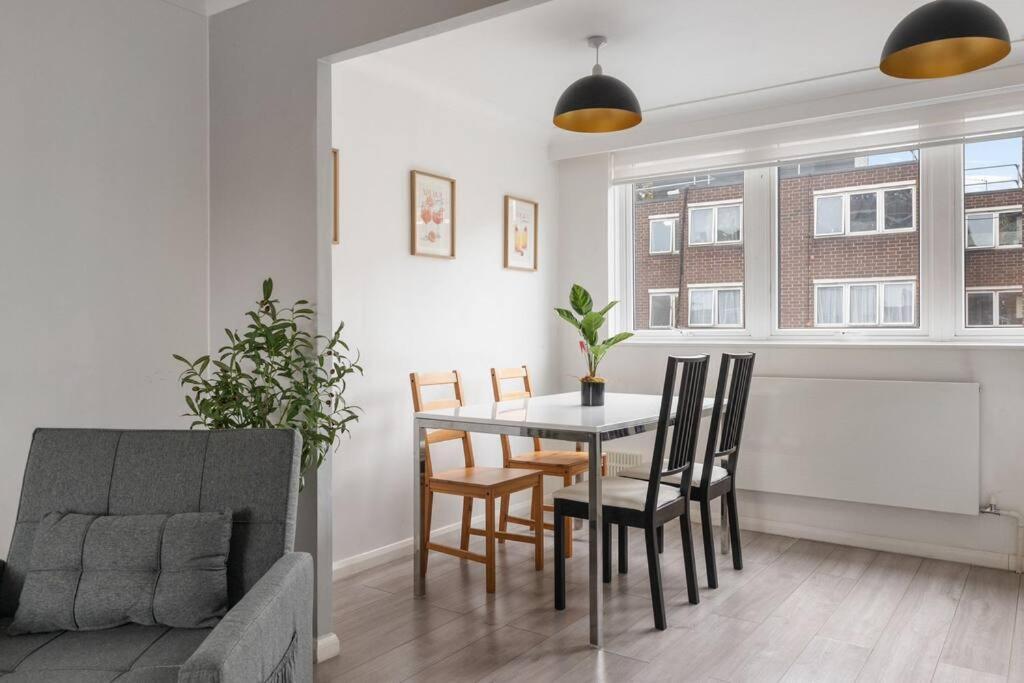 Camden Town Spacious Family Flat 7ppl Apartment