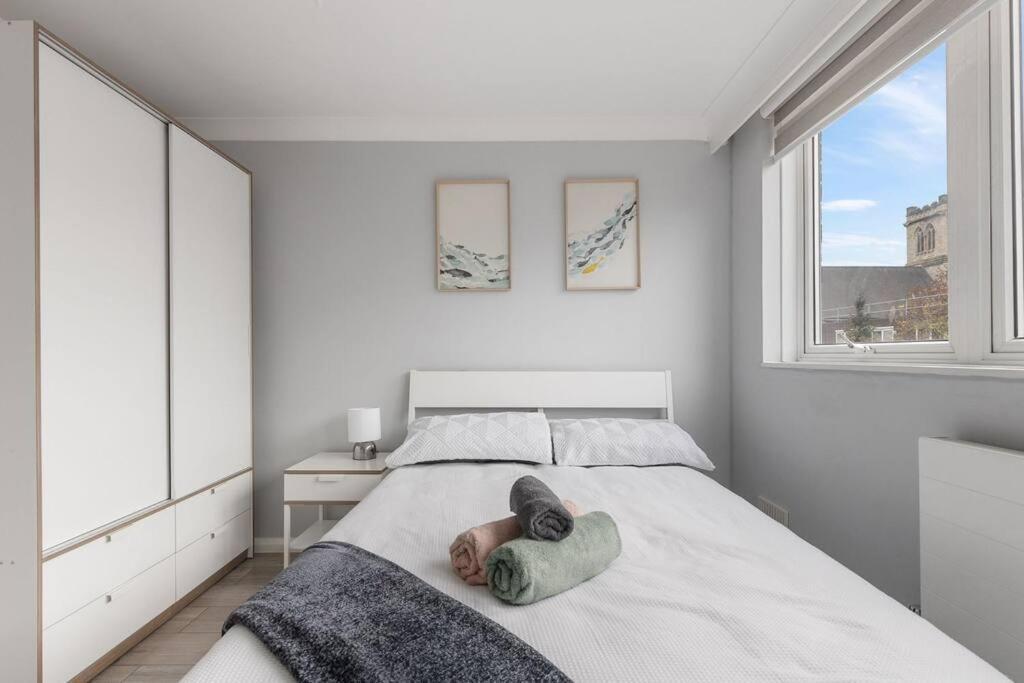Camden Town Spacious Family Flat 7ppl Apartment London