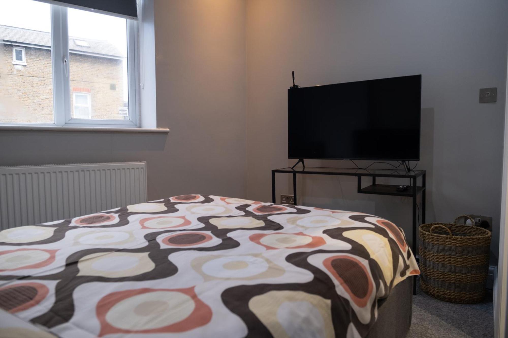 Apartment Zone 2 Spacious Two-bedroom With Parking *