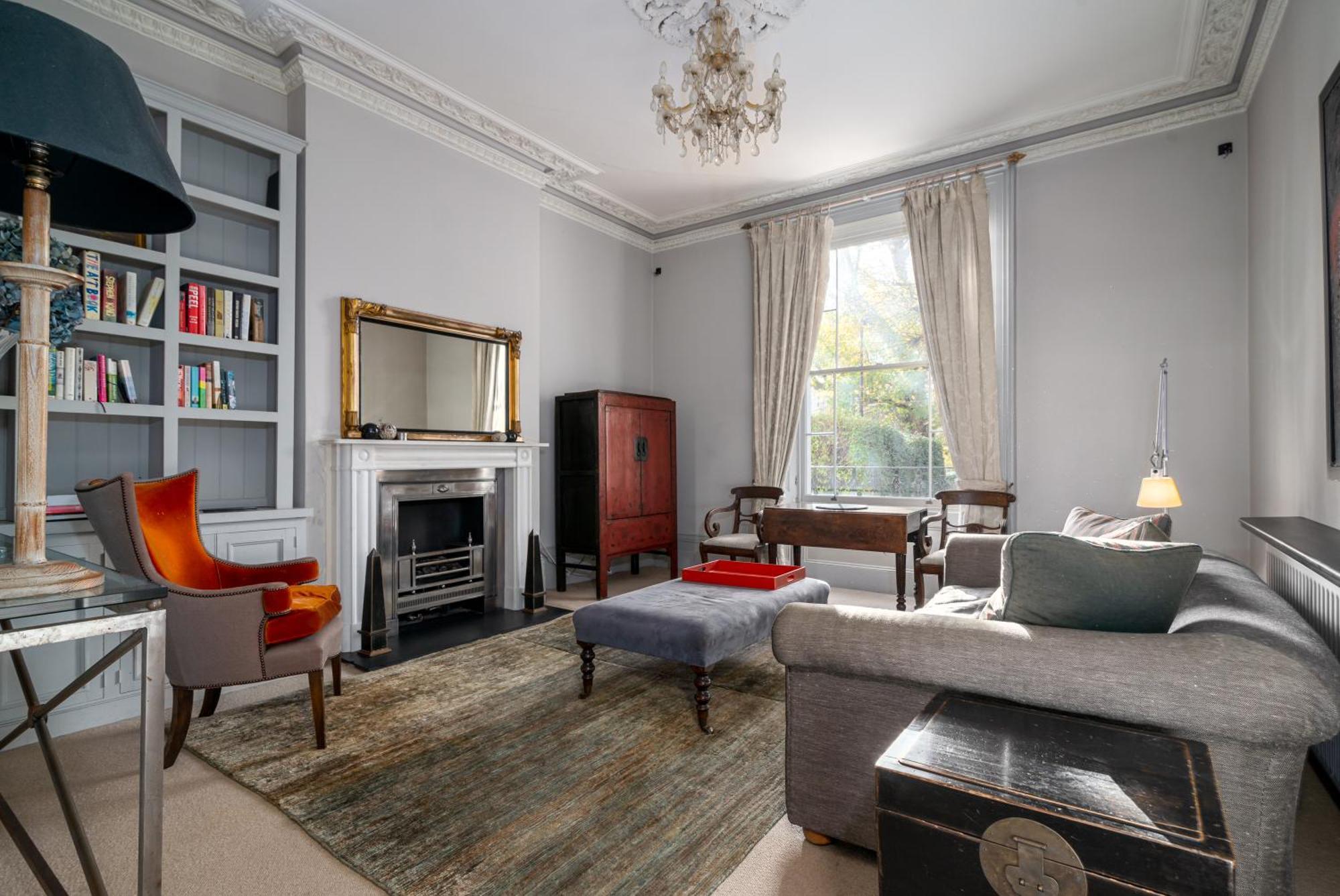 Stunning Flat In Little Venice Opposite The Canal Apartment London