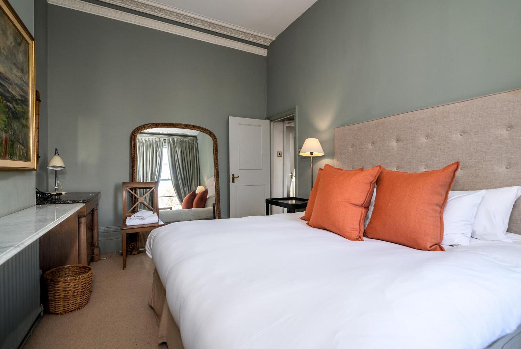 Stunning Flat In Little Venice Opposite The Canal Apartment *