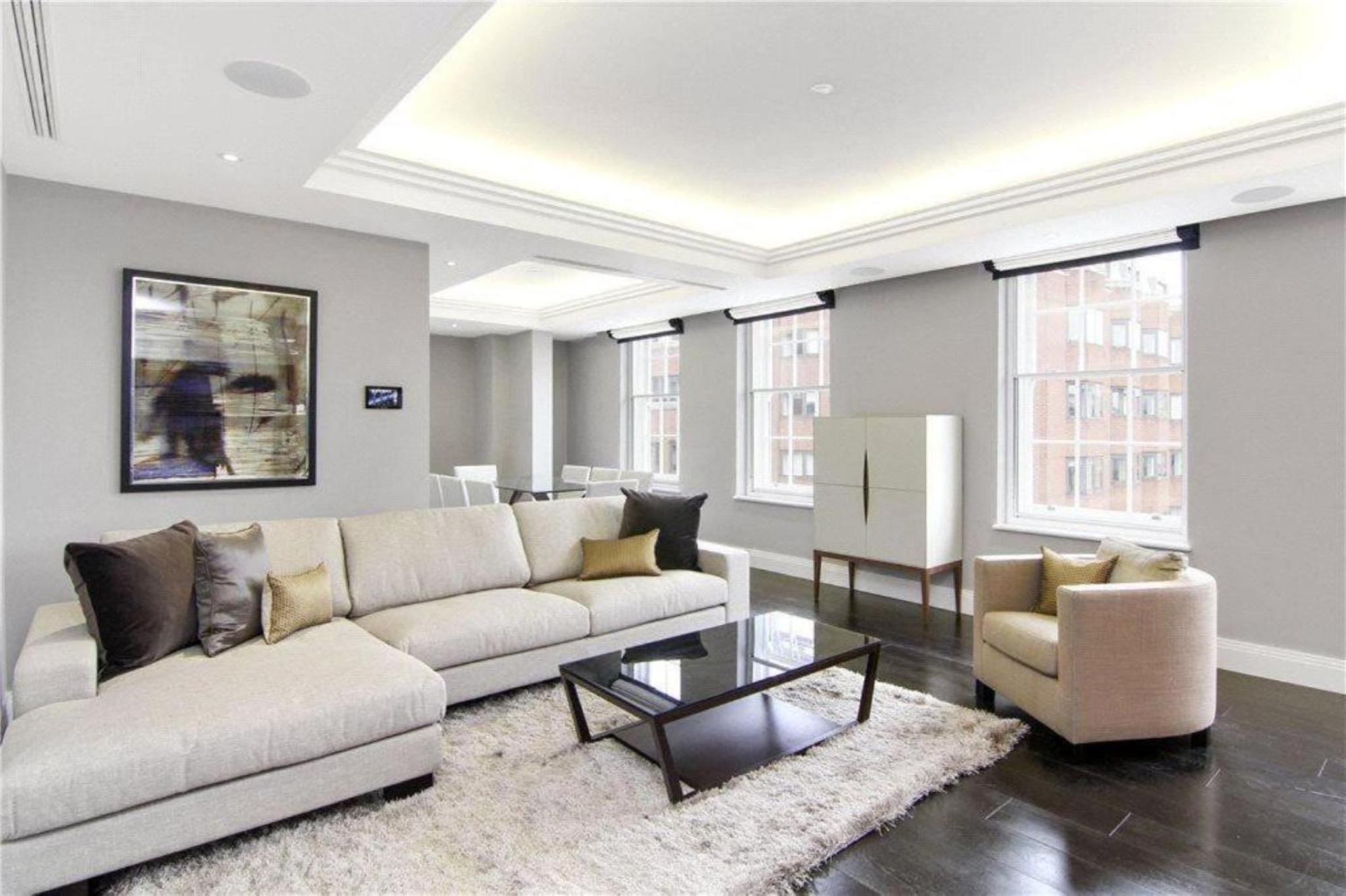 4 Million Pound Large Mayfair Sleeps 6 Apartment London