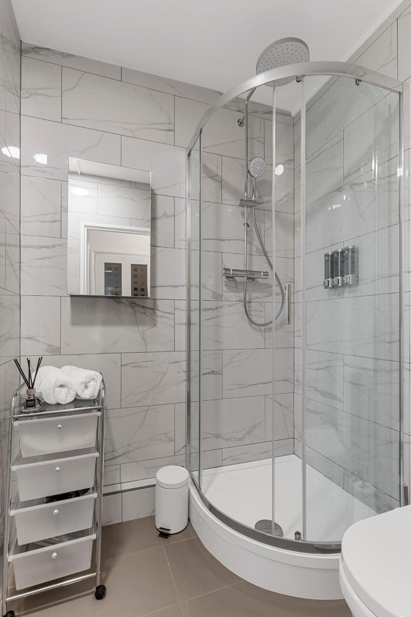 Apartment Jasmine By Yielding Bricks *
