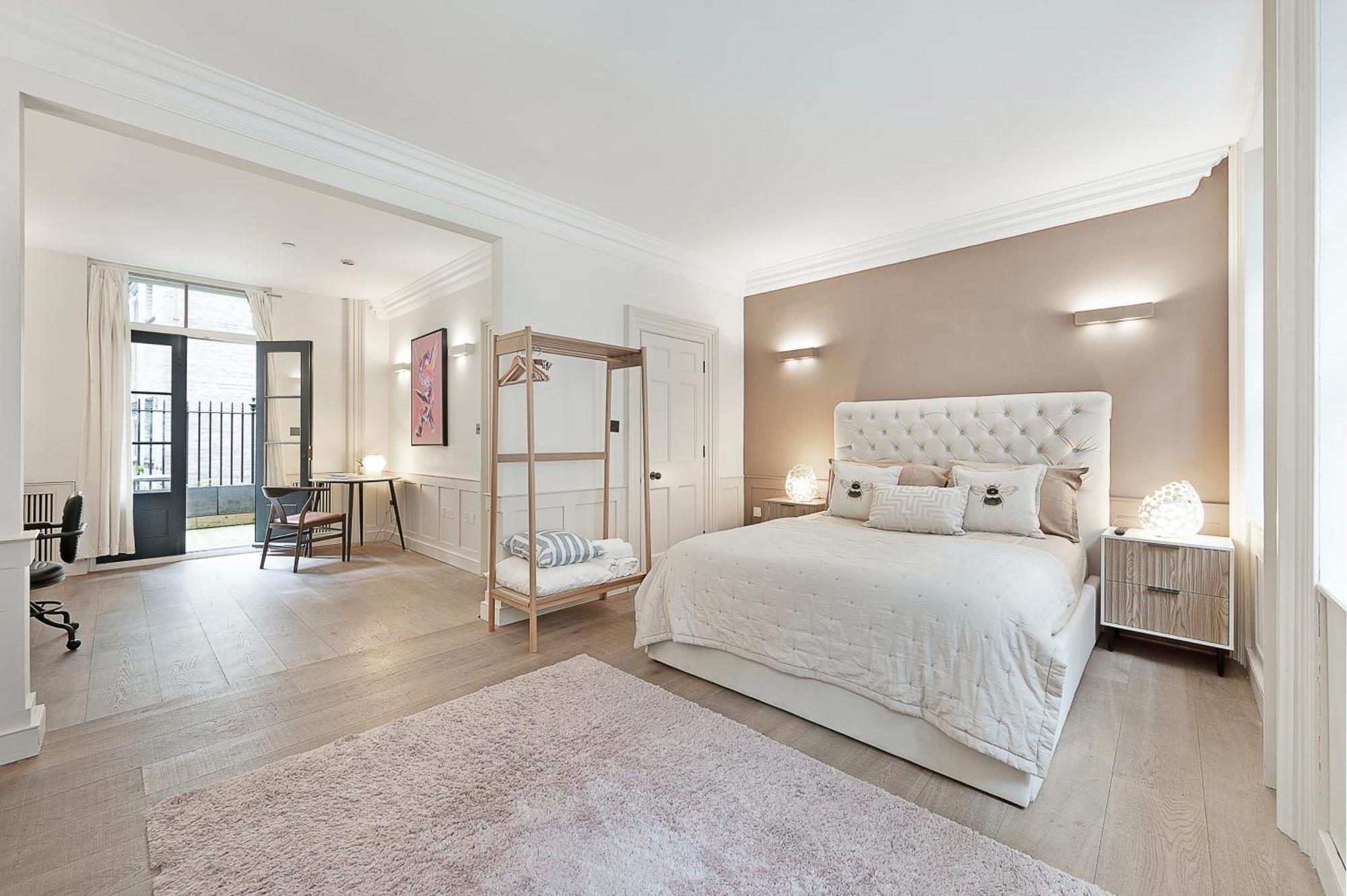 Arcore Premium Liverpool Street London