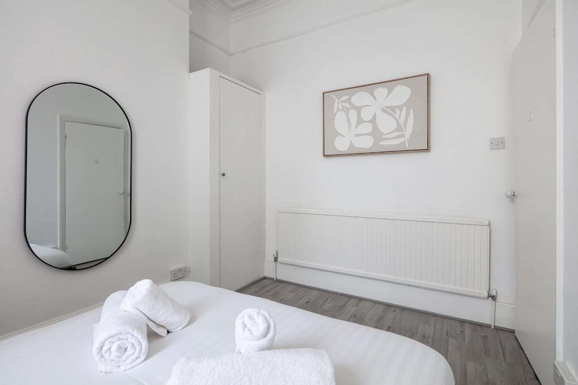 Experience Kensington Class In 2bd London