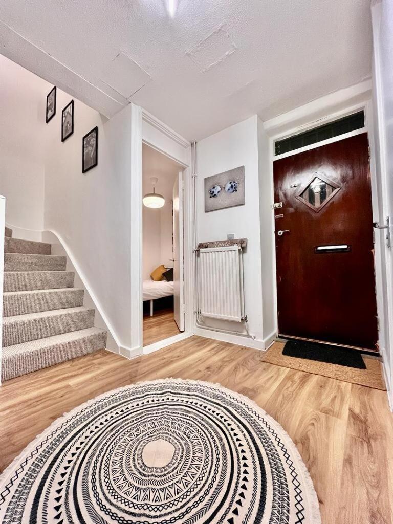 4 Bedroom Maisonette Camden Islington * London