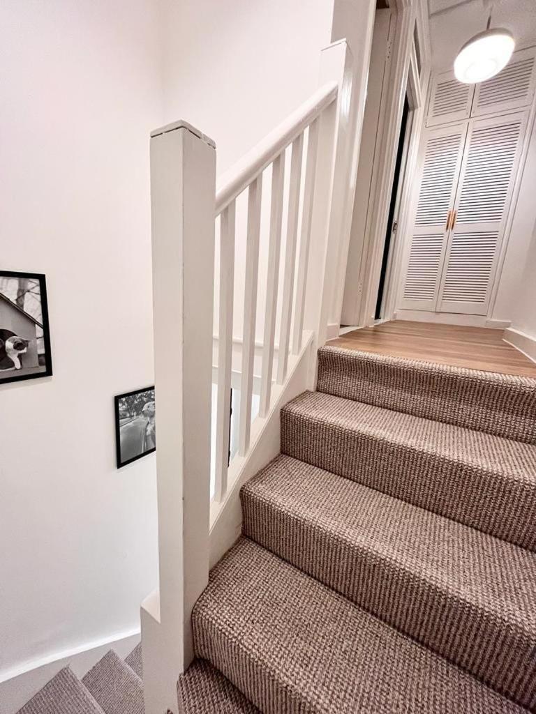 4 Bedroom Maisonette Camden Islington Apartment London