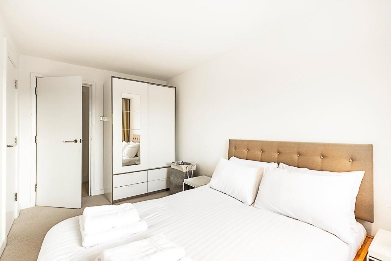 Stylish 2bedroom With Balcony London