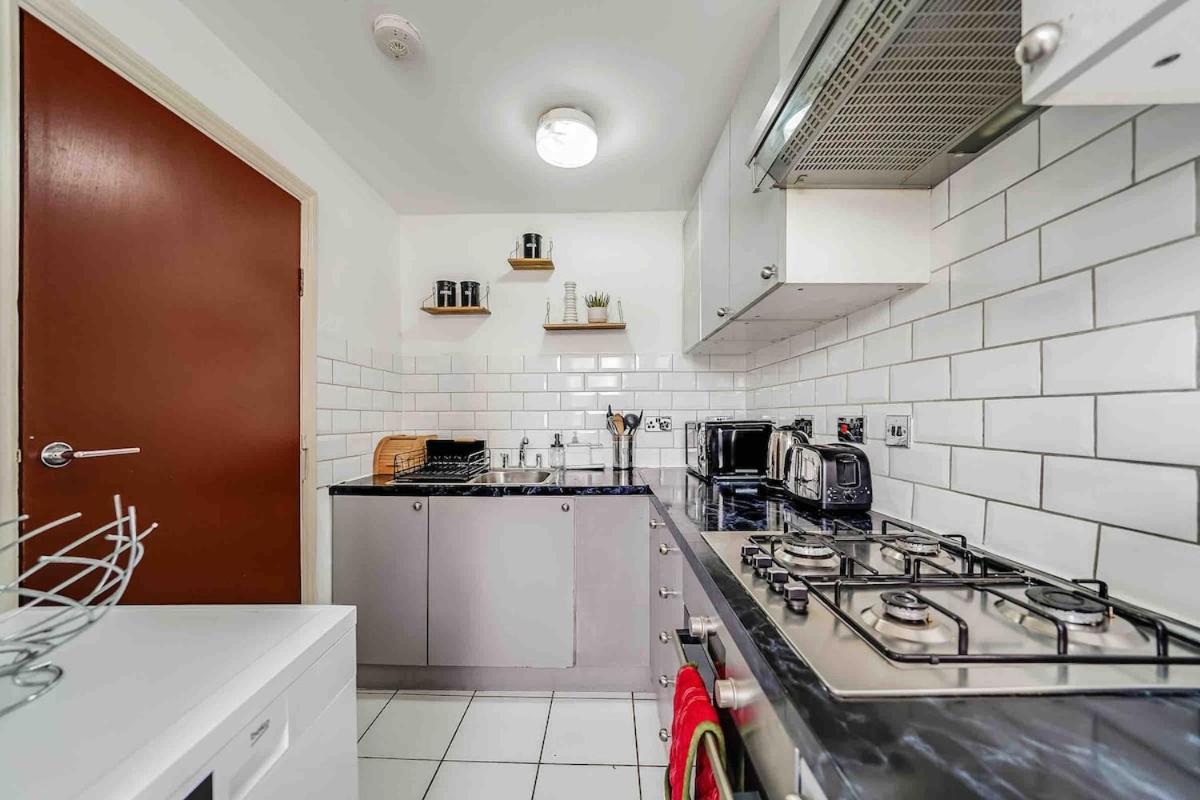 Apartment Lovely 2-bed Close To Excel And O2 Arena London