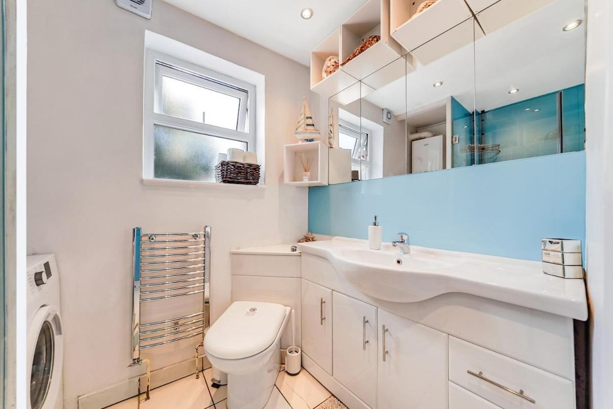 Lovely 2-bed Close To Excel And O2 Arena Apartment *