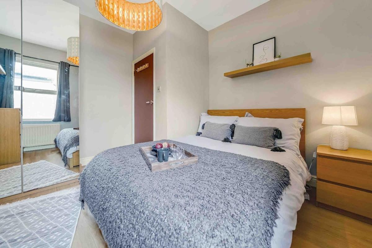 Apartment Lovely 2-bed Close To Excel And O2 Arena *