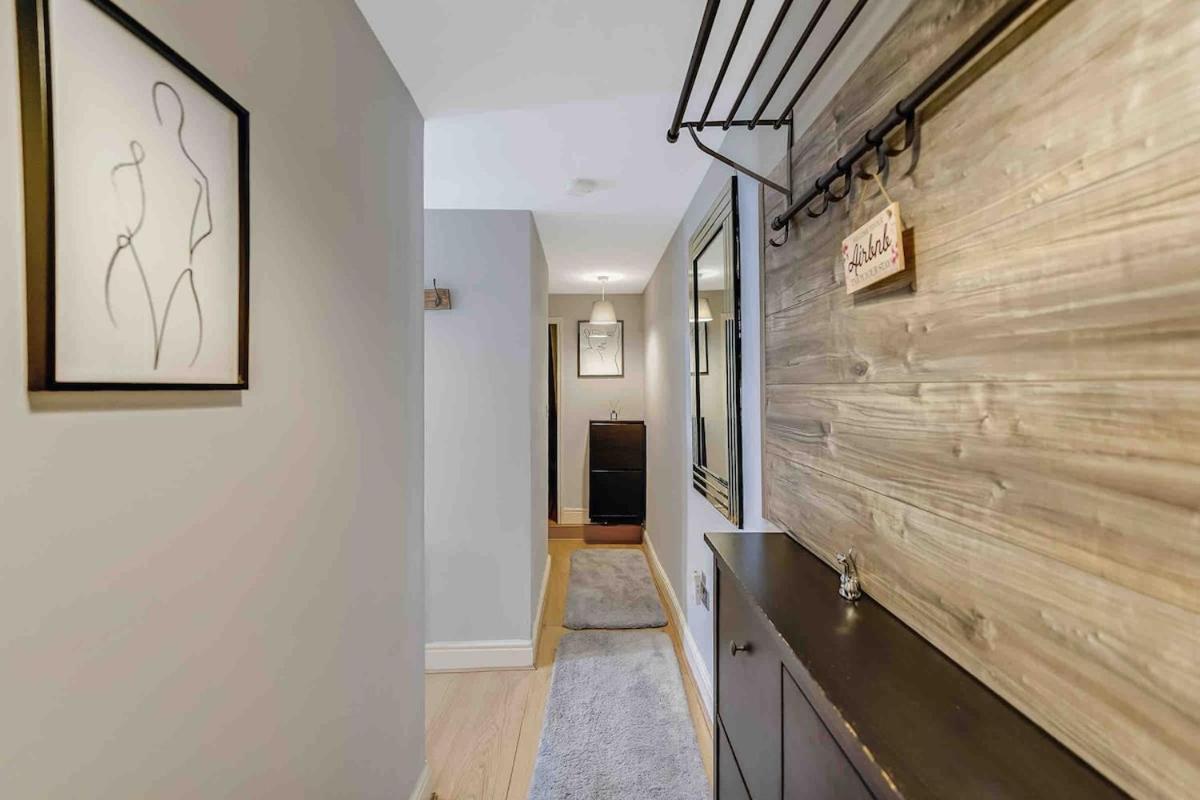 Lovely 2-bed Close To Excel And O2 Arena London