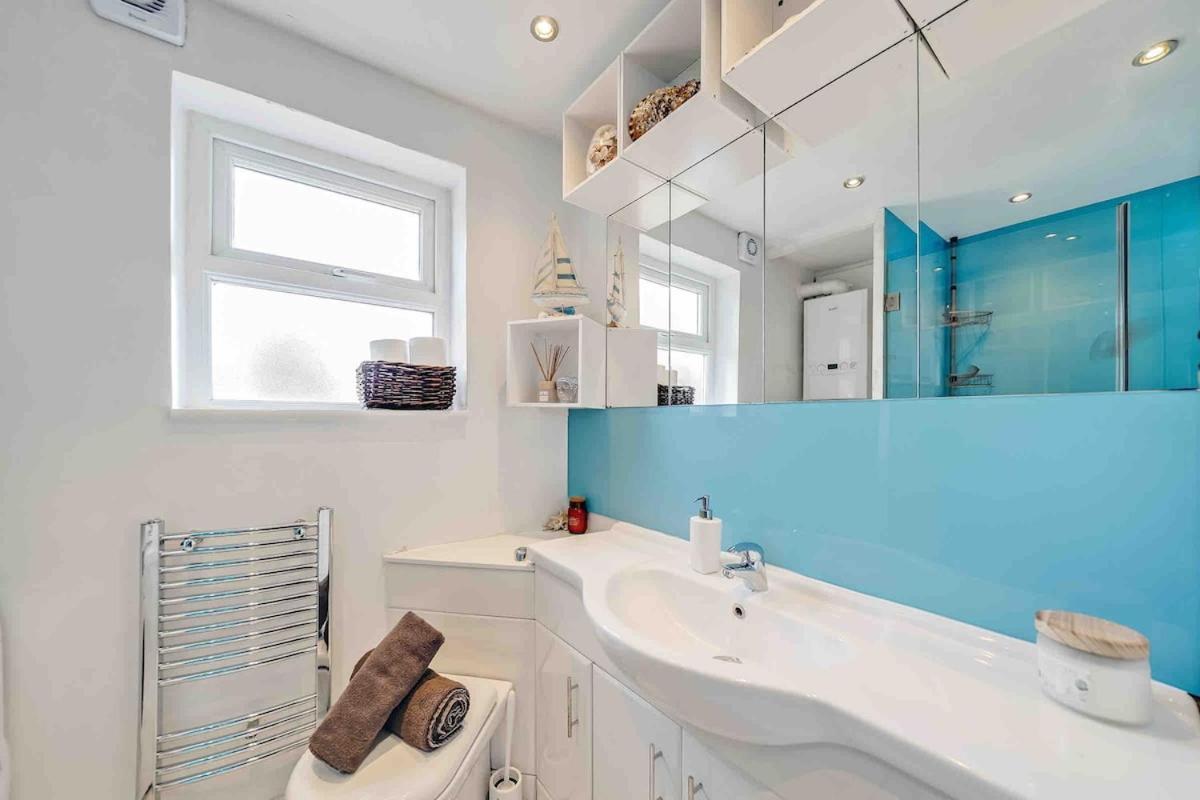 Lovely 2-bed Close To Excel And O2 Arena *