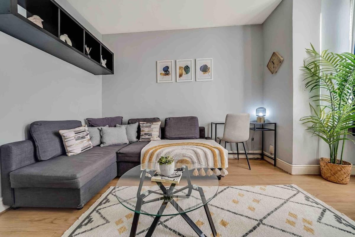 Apartment Lovely 2-bed Close To Excel And O2 Arena *
