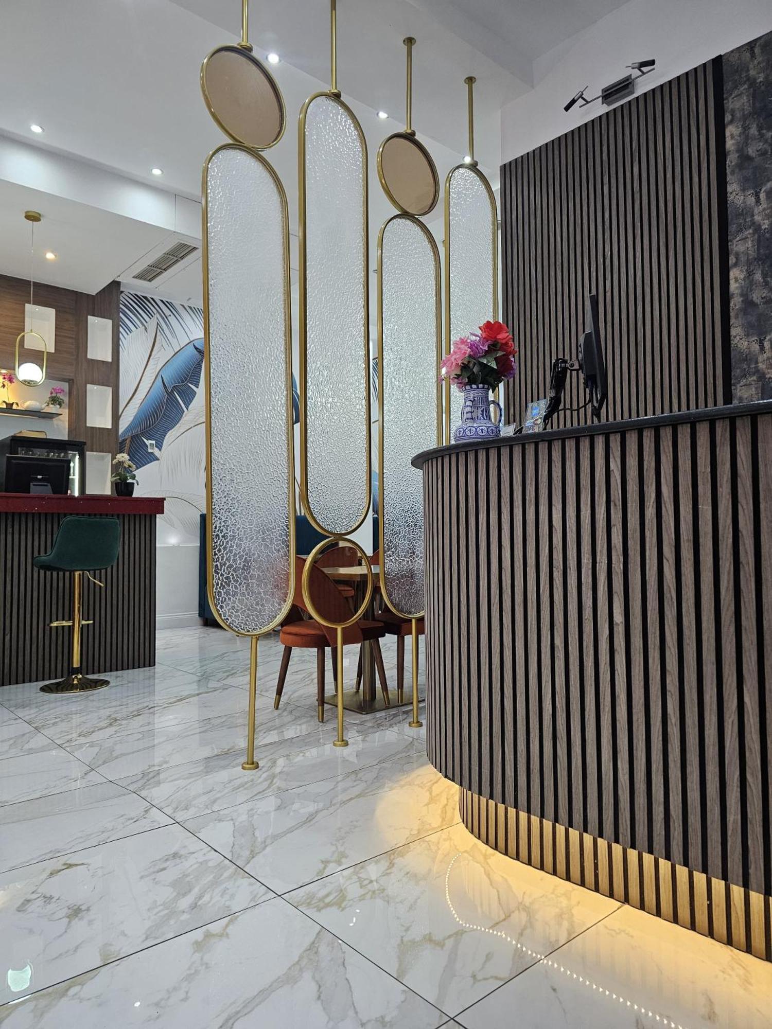 Hotel Cromwell