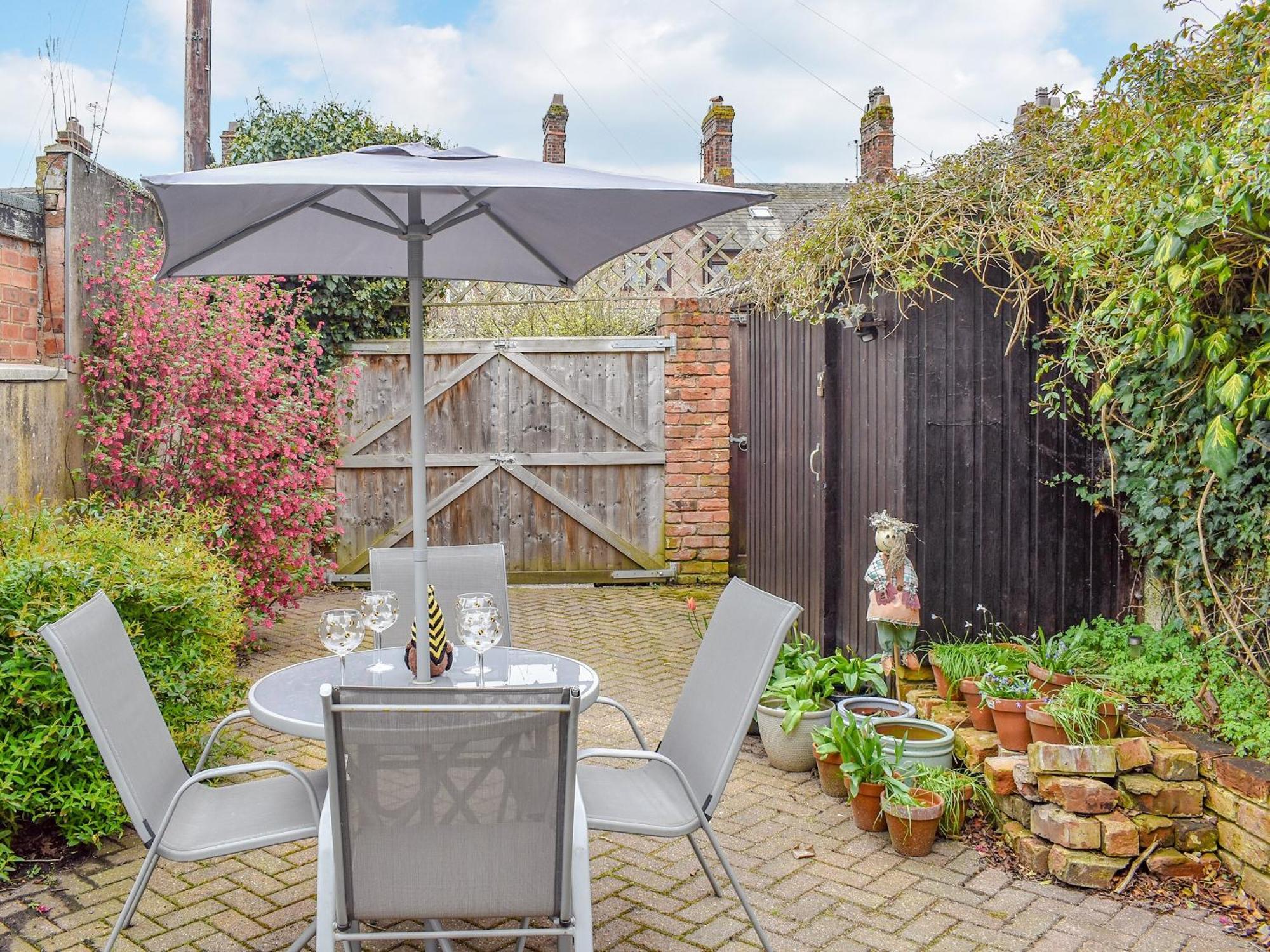 Holiday home Honeybee London