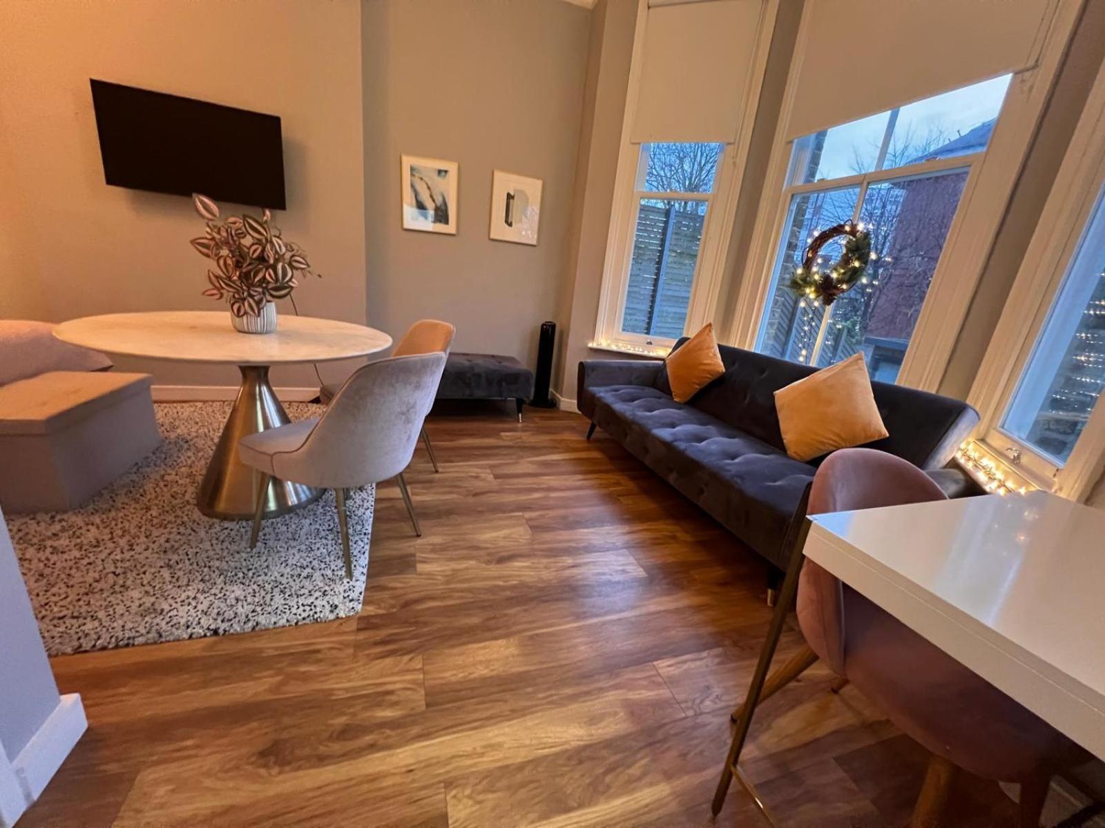 Stylish For 3 Near Regents Park N4 Apartment
