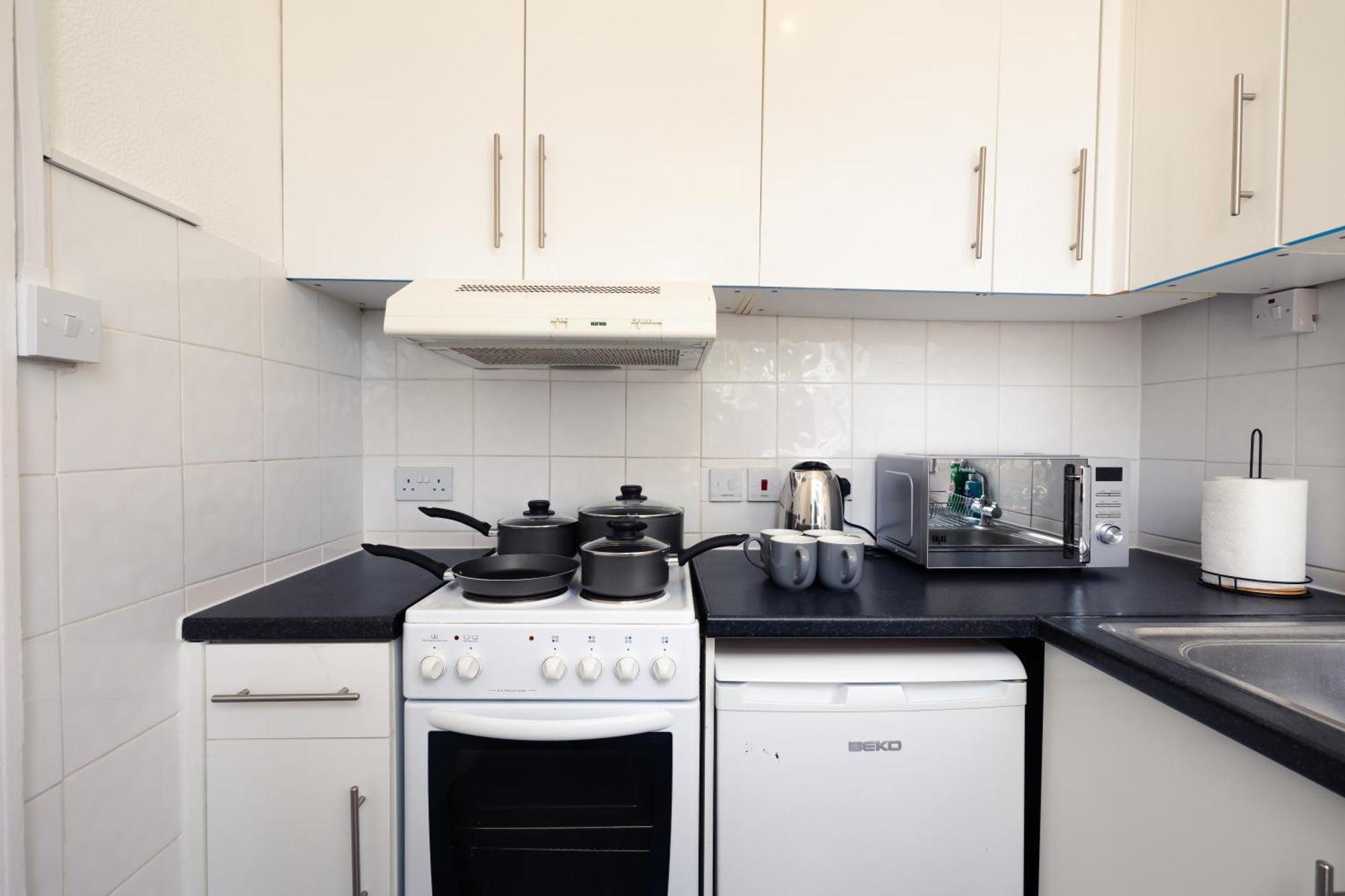 Apartment Lovely Studio London