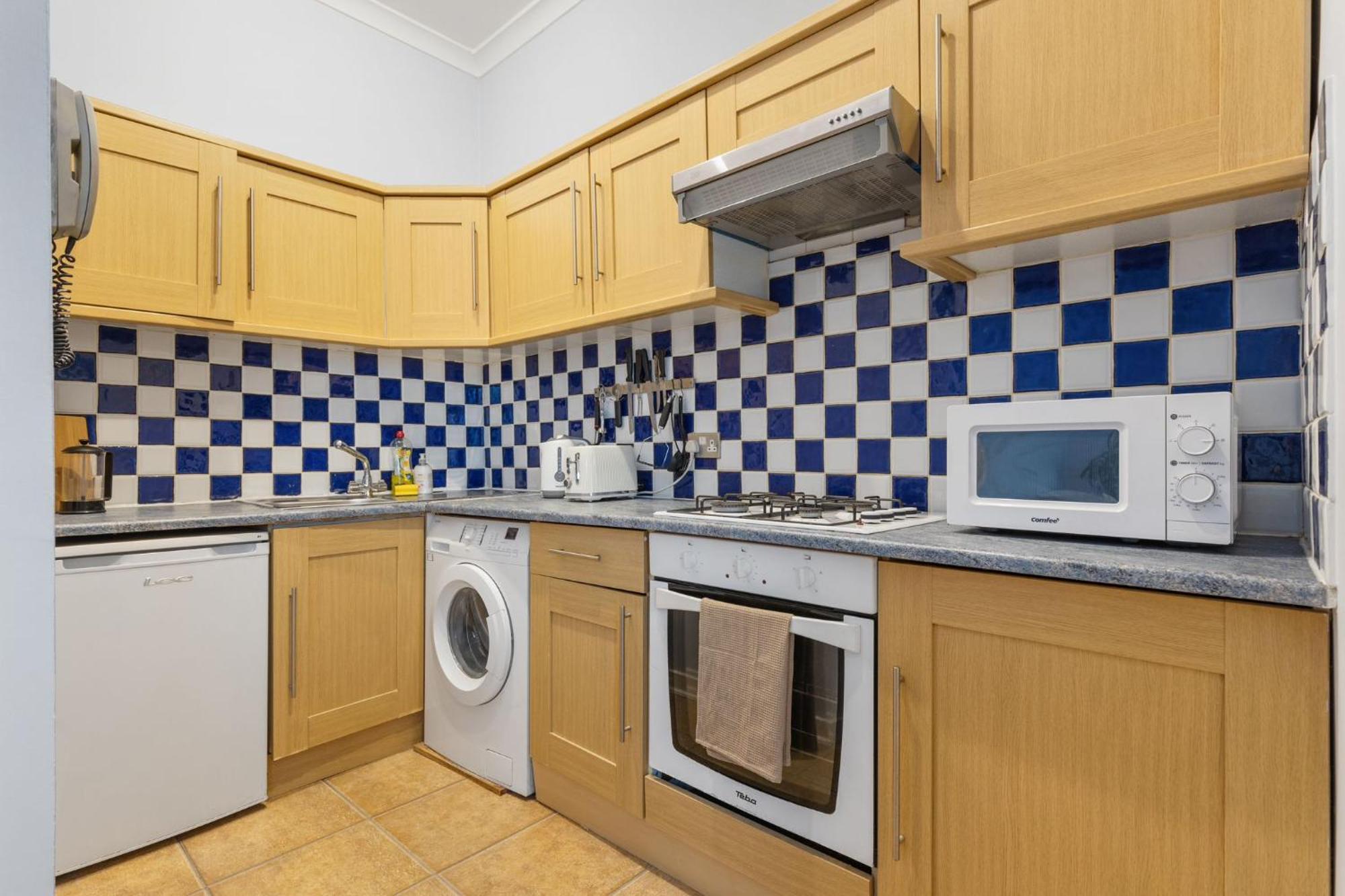 Apartment Cosy 1-bed Flat For 4 Ppl W Parking London