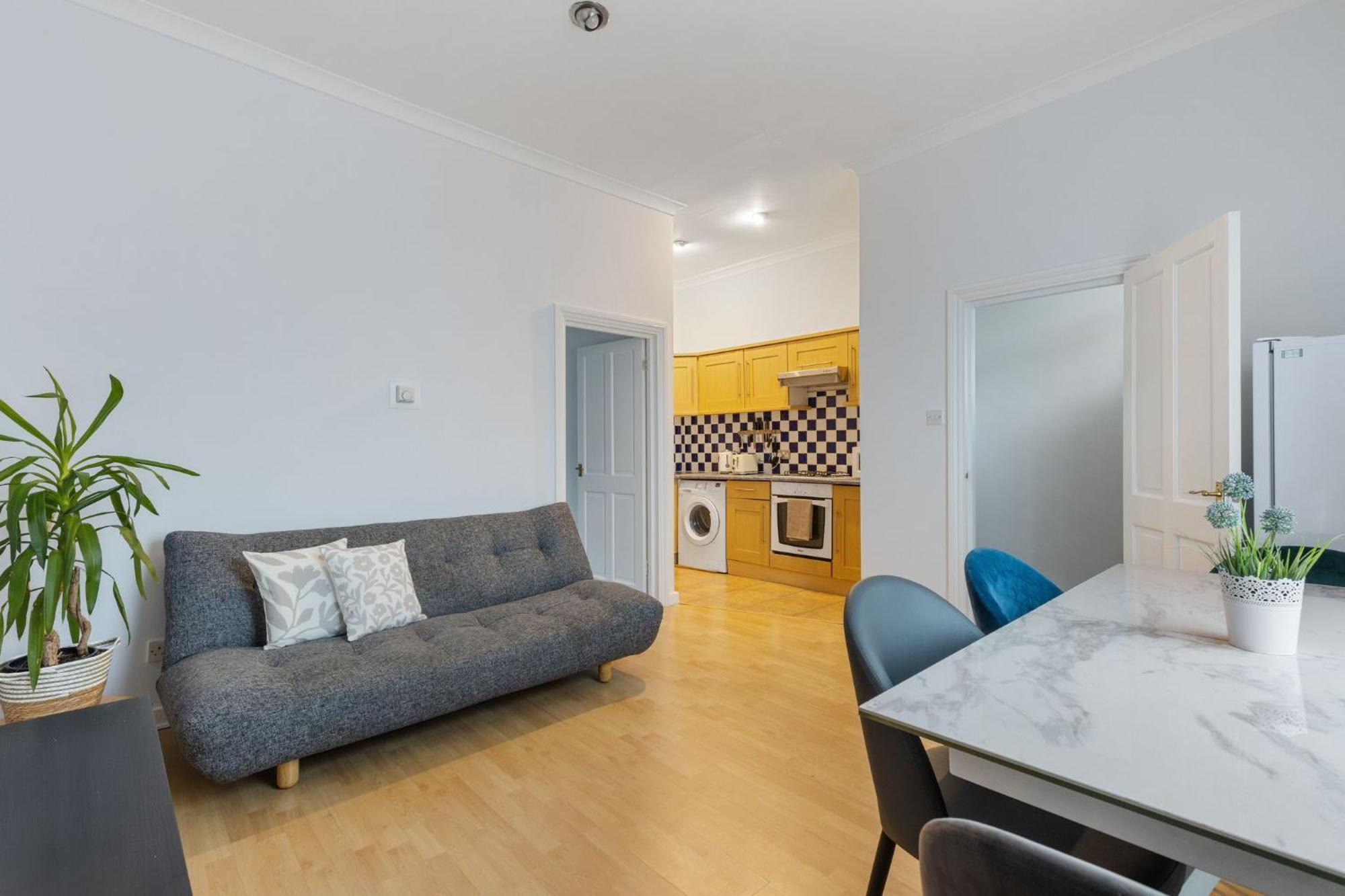 Cosy 1-bed Flat For 4 Ppl W Parking *
