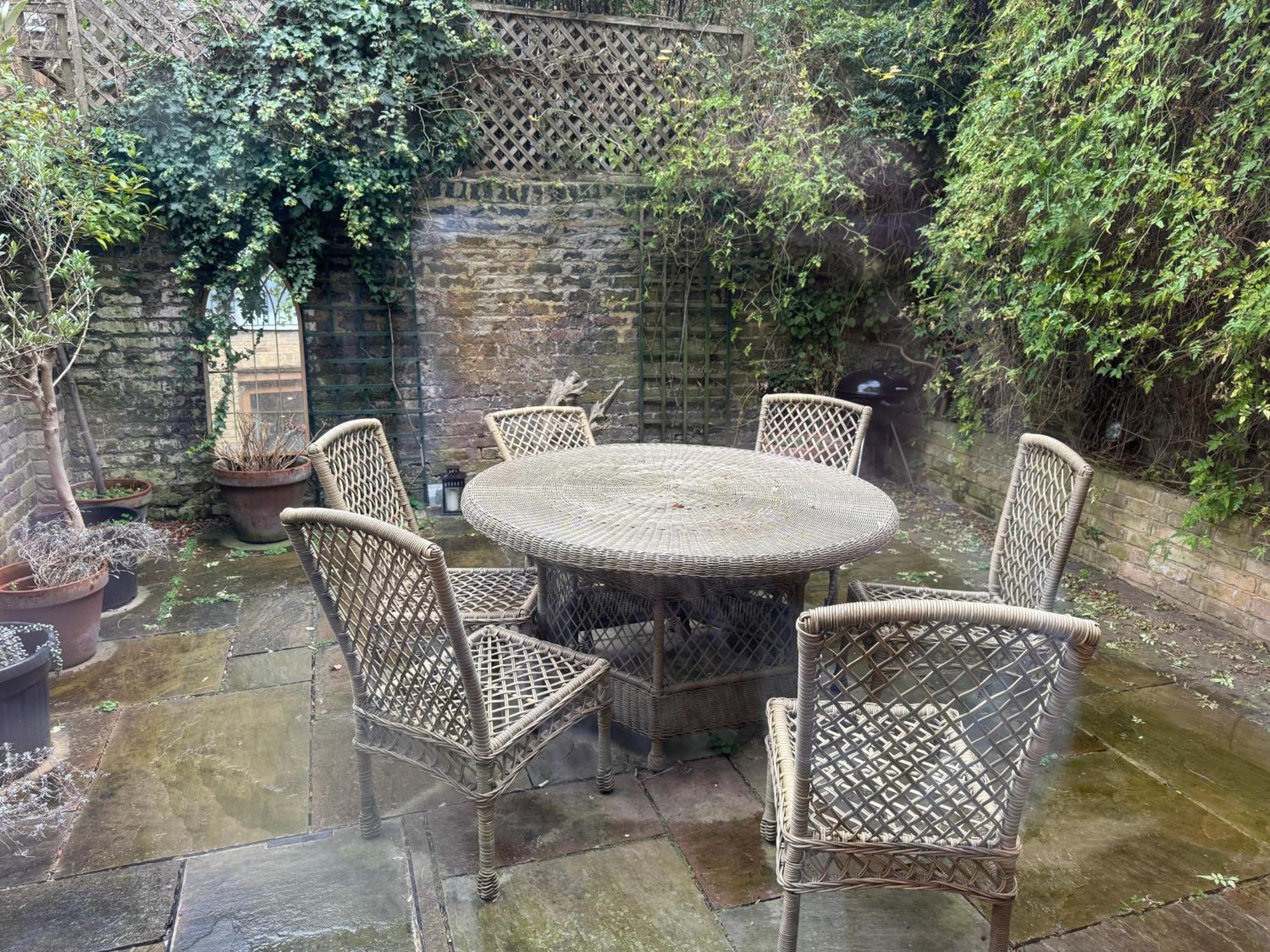 Apartamento Spacious Flat With South Facing Garden Londres