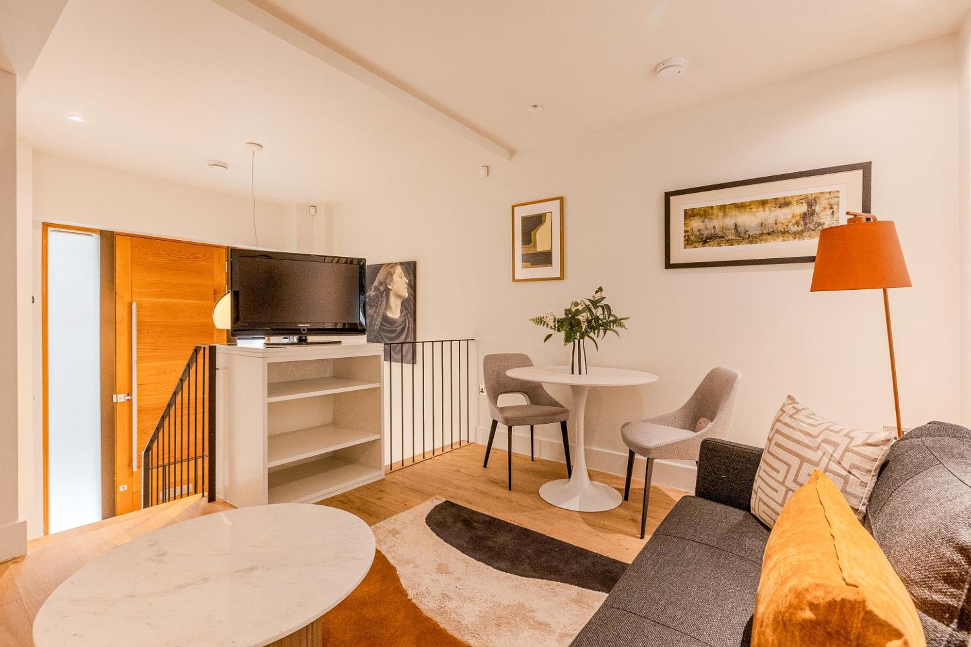 Stylish 1br Duplex, 3 Minutes Blackfriars Station Apartamento *