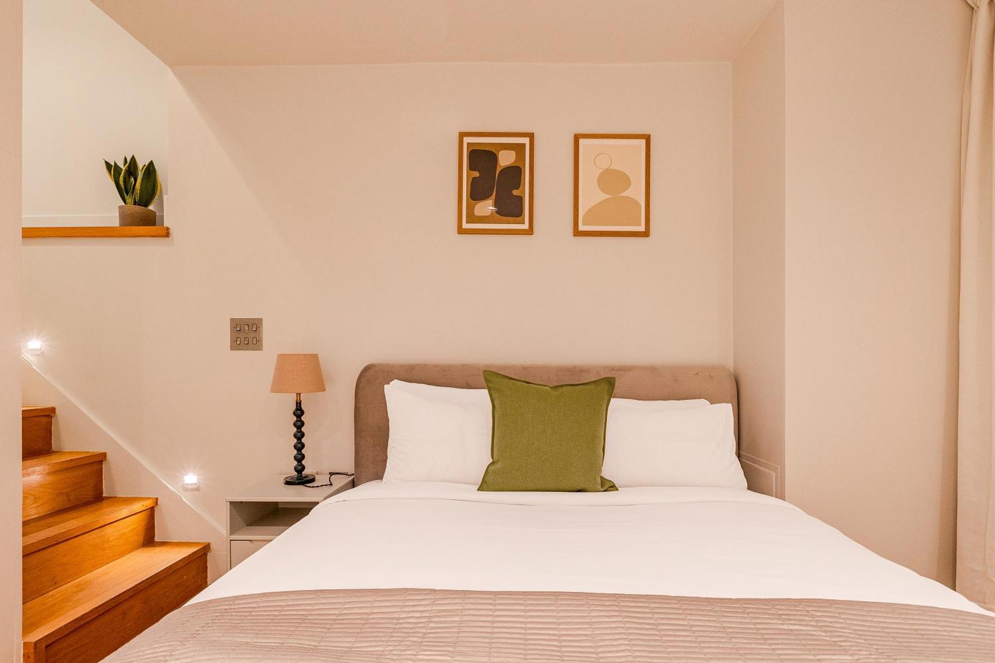 Stylish 1br Duplex, 3 Minutes Blackfriars Station * Londres
