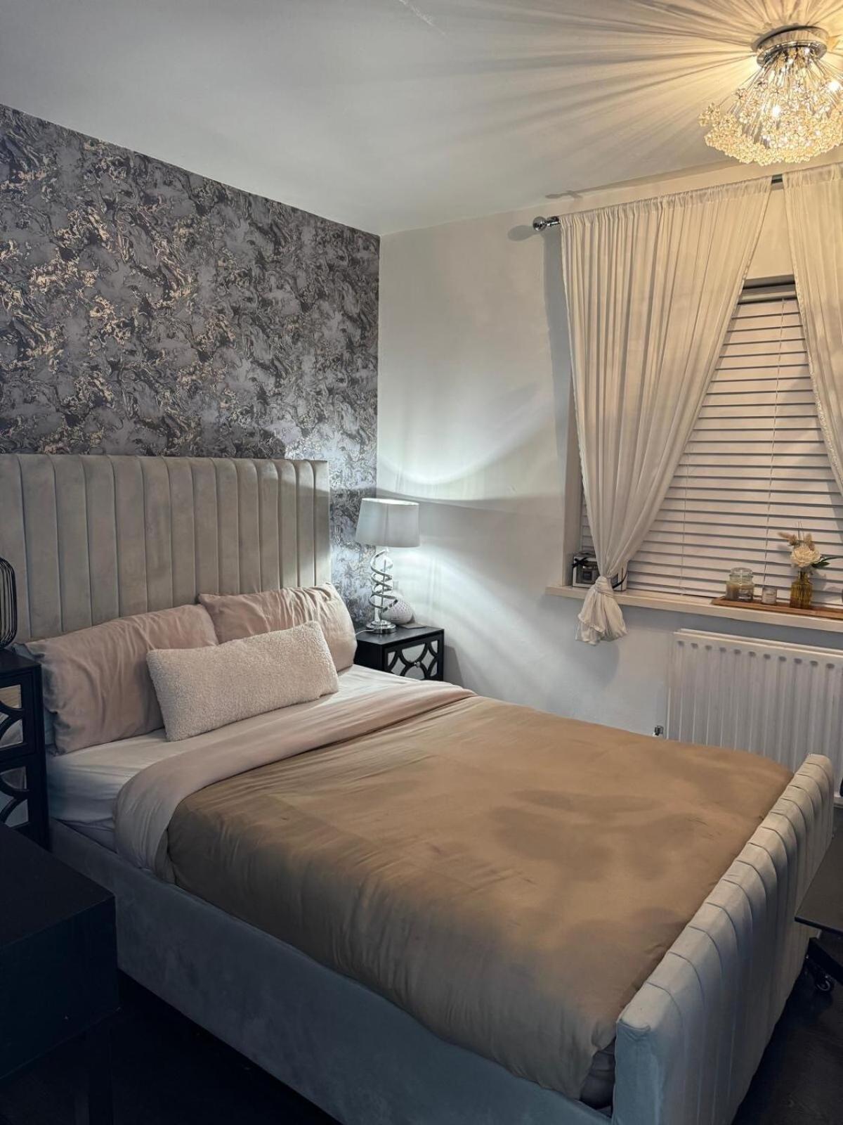 Cosy East * London