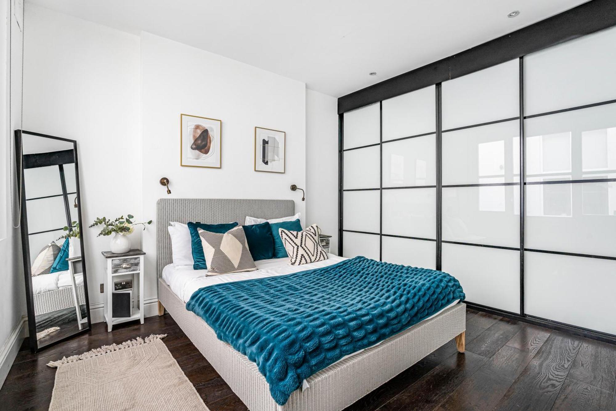Apartment Classy High Ceilings 2 Bdr Next To Hyde Park London