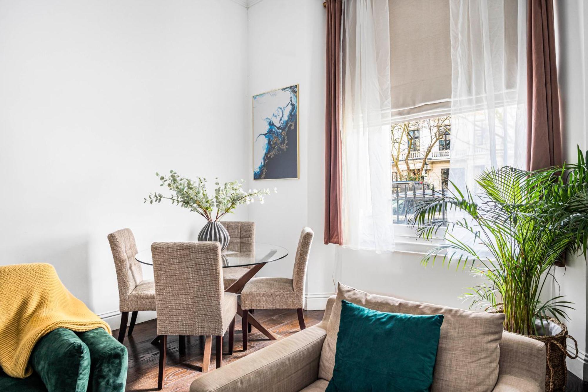 Apartment Classy High Ceilings 2 Bdr Next To Hyde Park