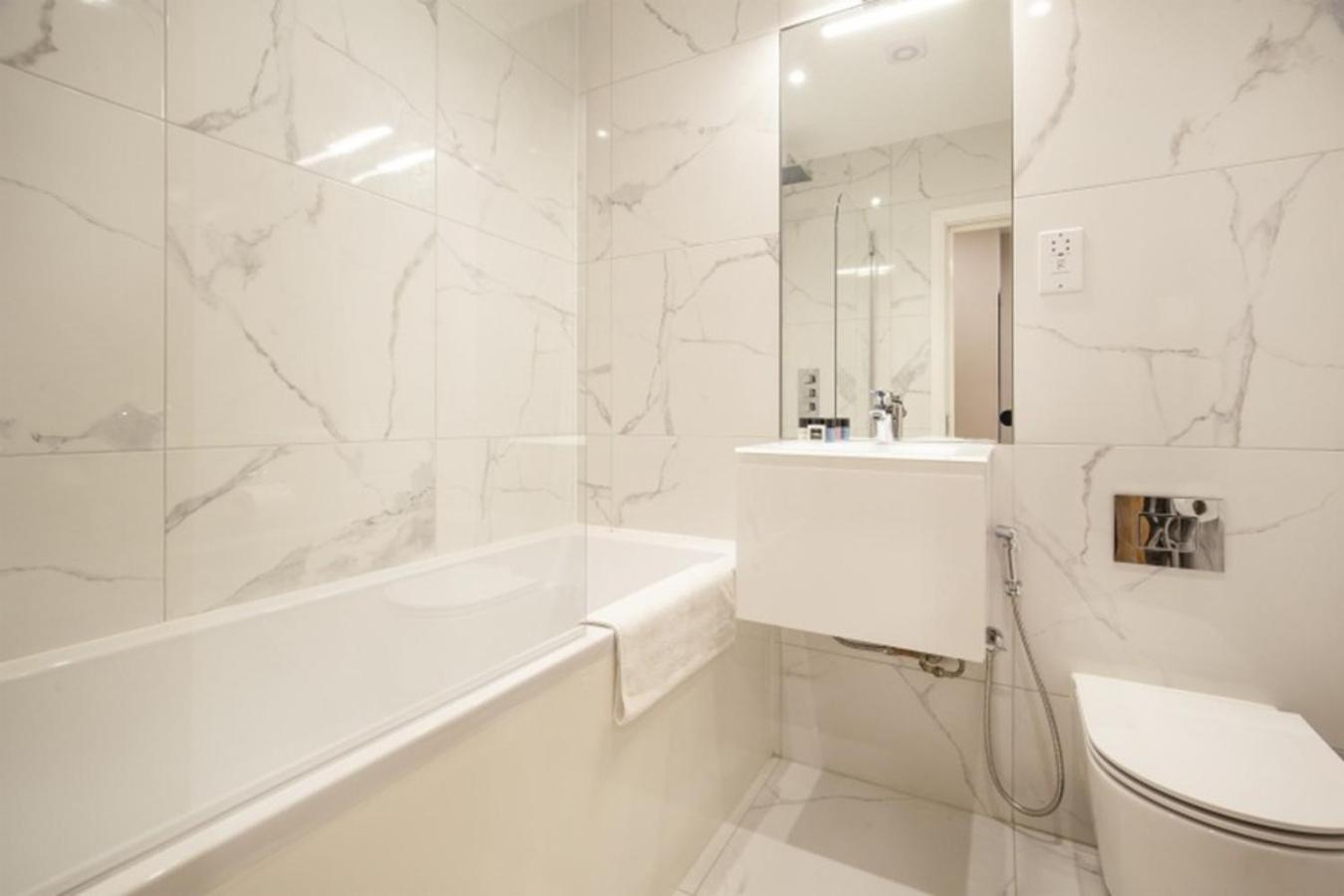 Traveleraddress - Crawford Place London
