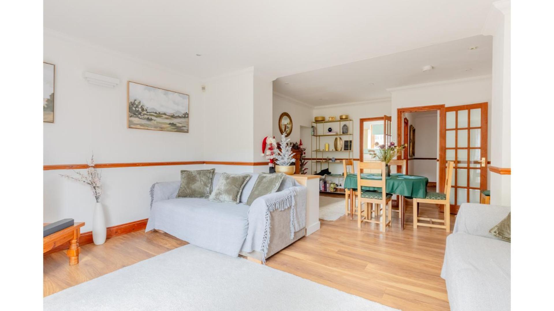 Spacious And Inviting 4bd Haggerston London