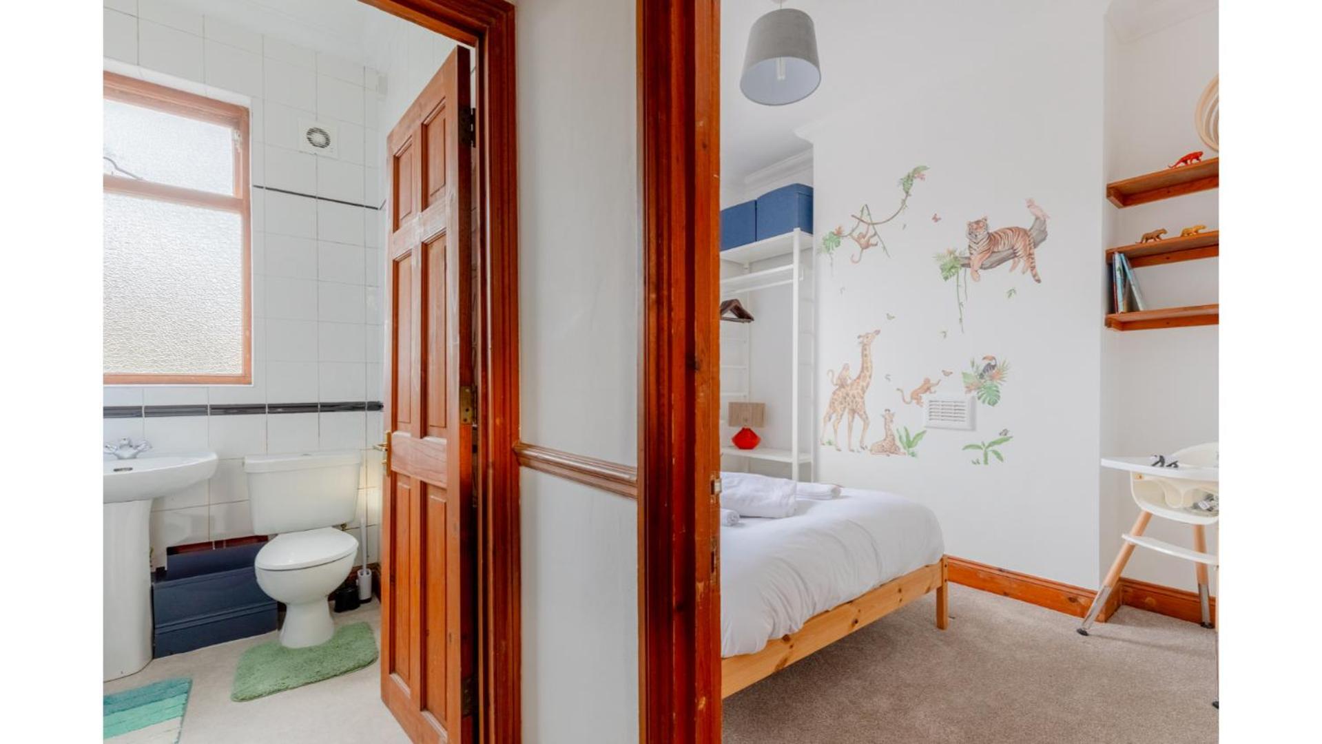 Spacious And Inviting 4bd Haggerston