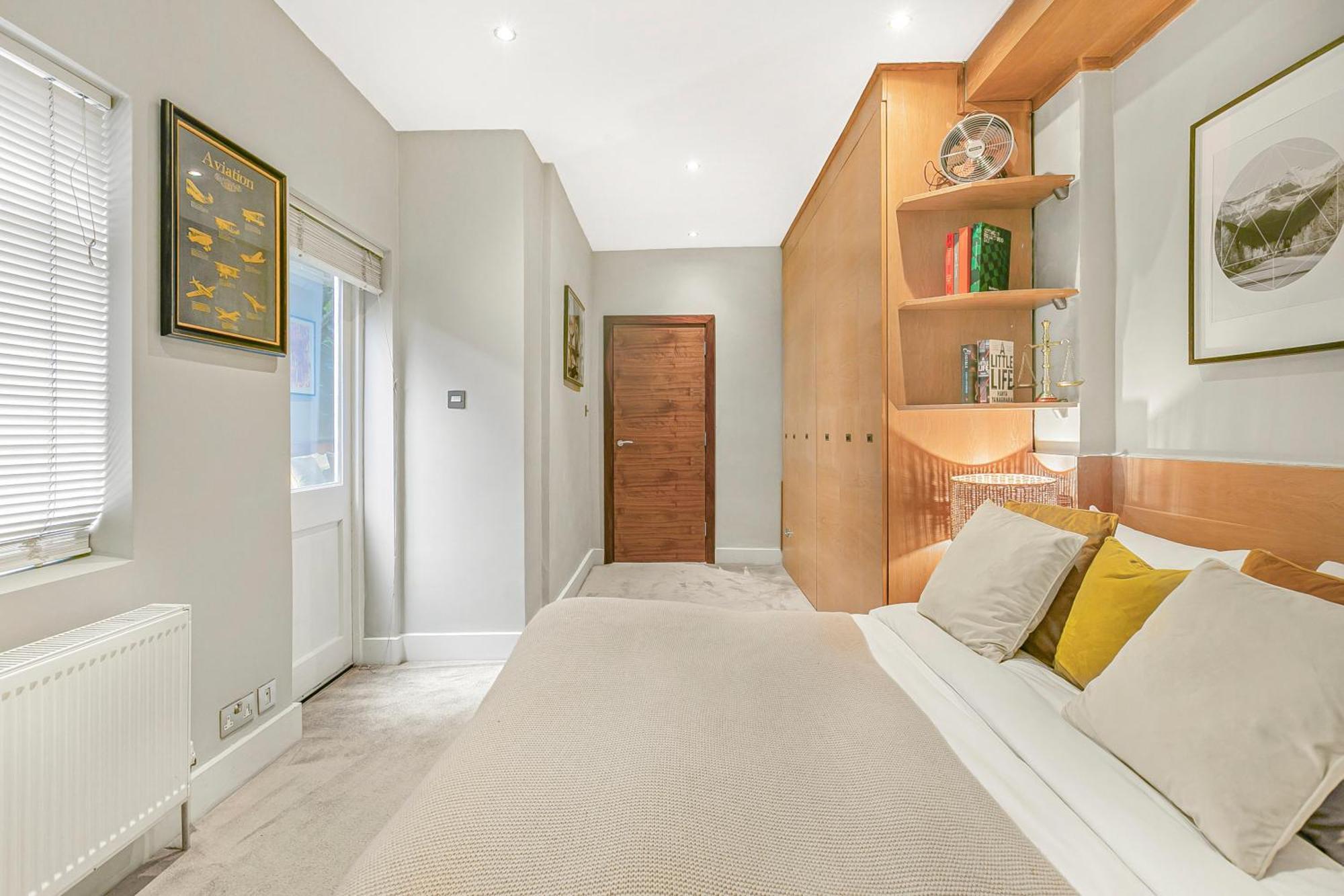 Apartment Large Stylish 2beds 2baths With Private Patio London