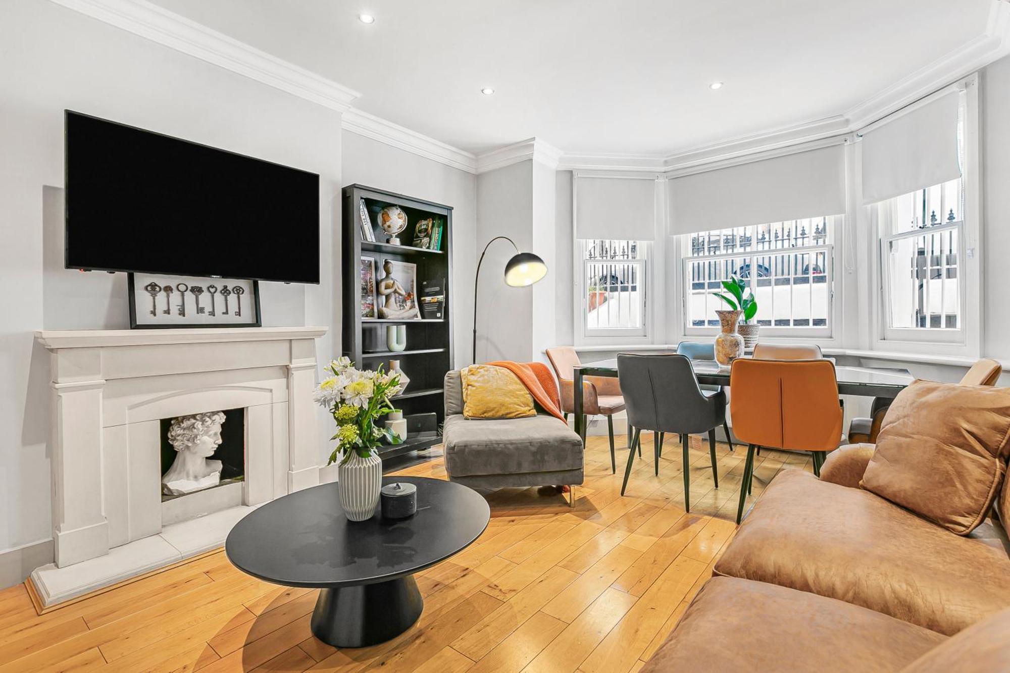 Large Stylish 2beds 2baths With Private Patio