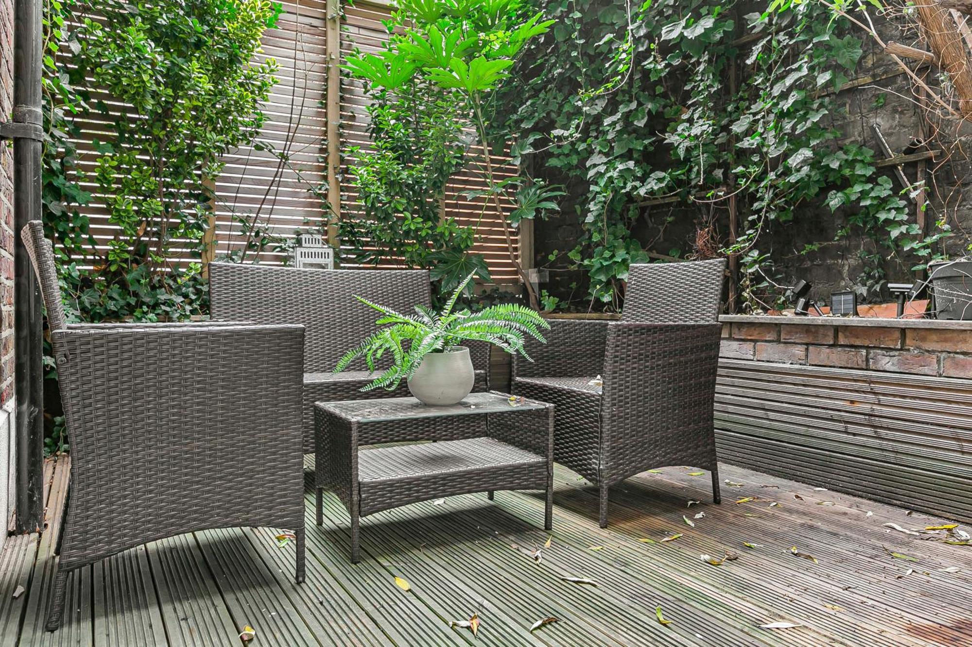 Apartment Large Stylish 2beds 2baths With Private Patio