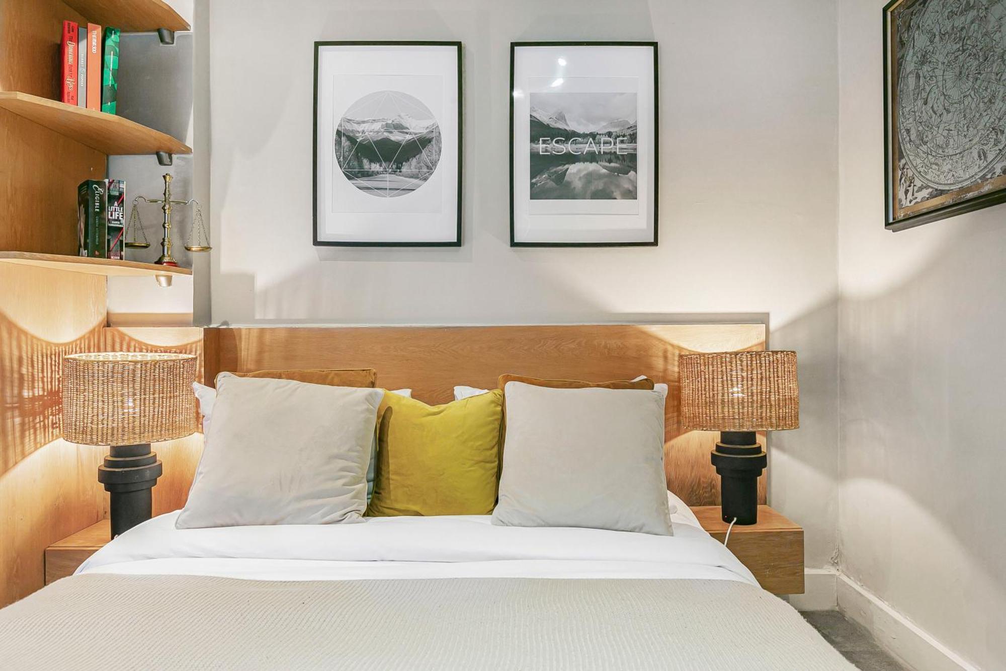 Large Stylish 2beds 2baths With Private Patio London