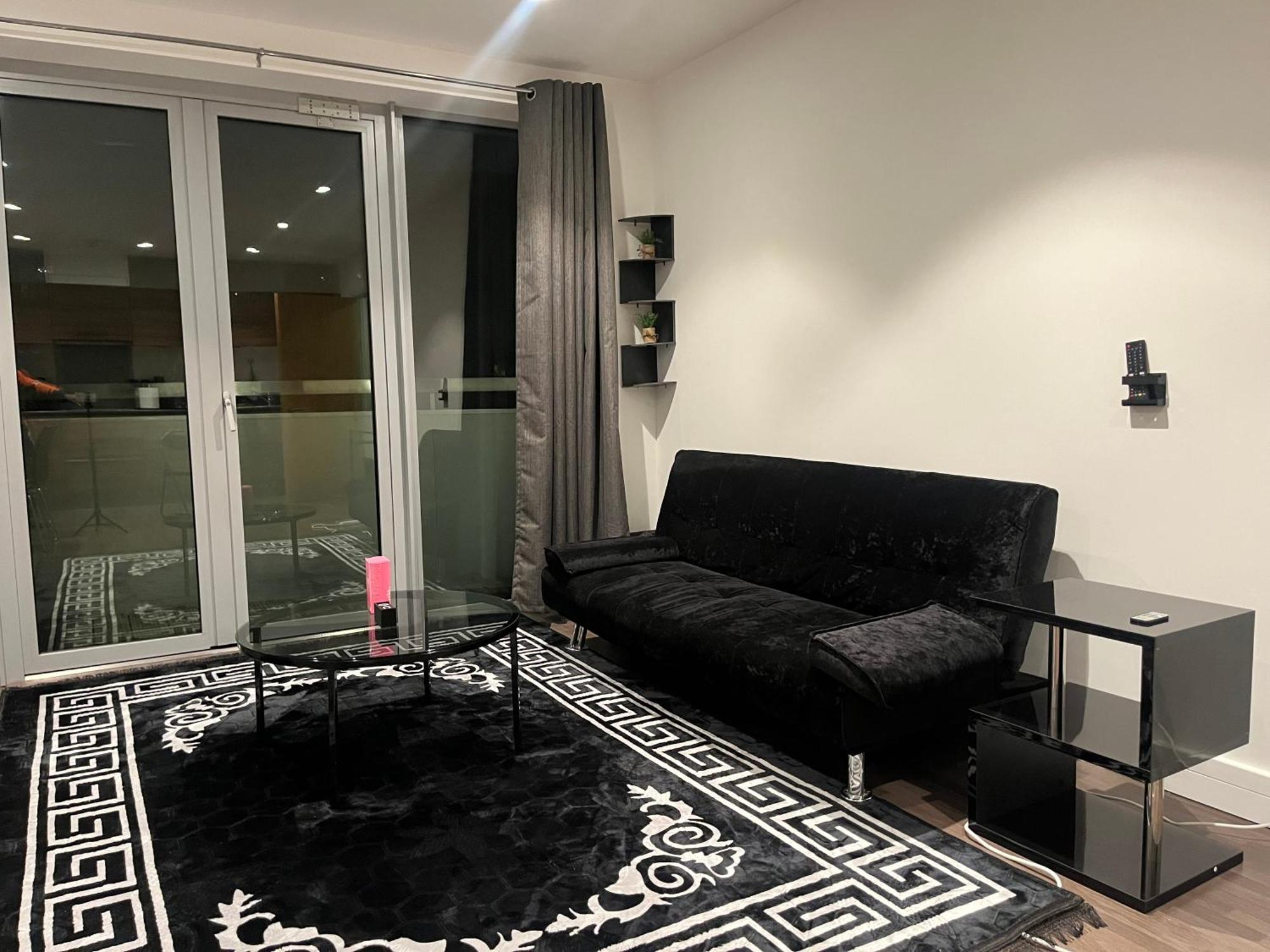 Charming & Cosy 2 Bed Apartment London