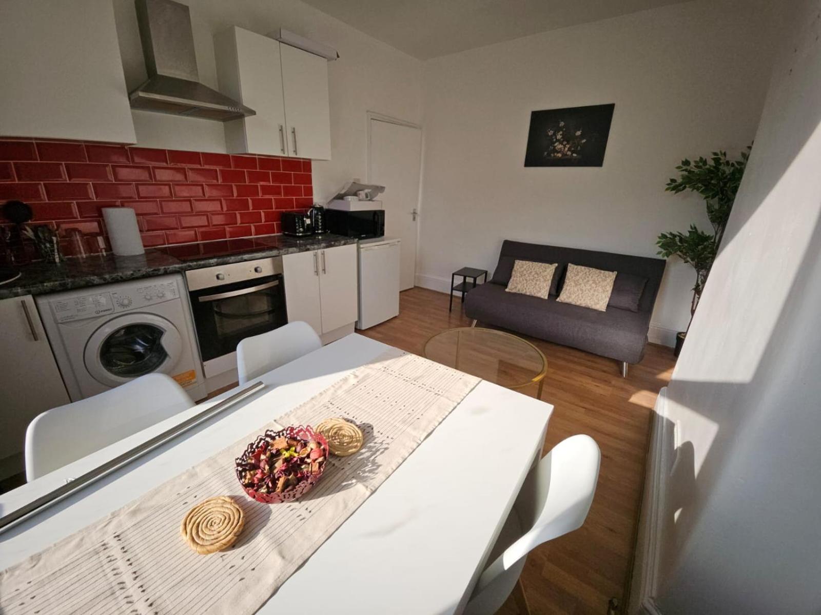Location 2br Flat Near Angel & Centre Apartment